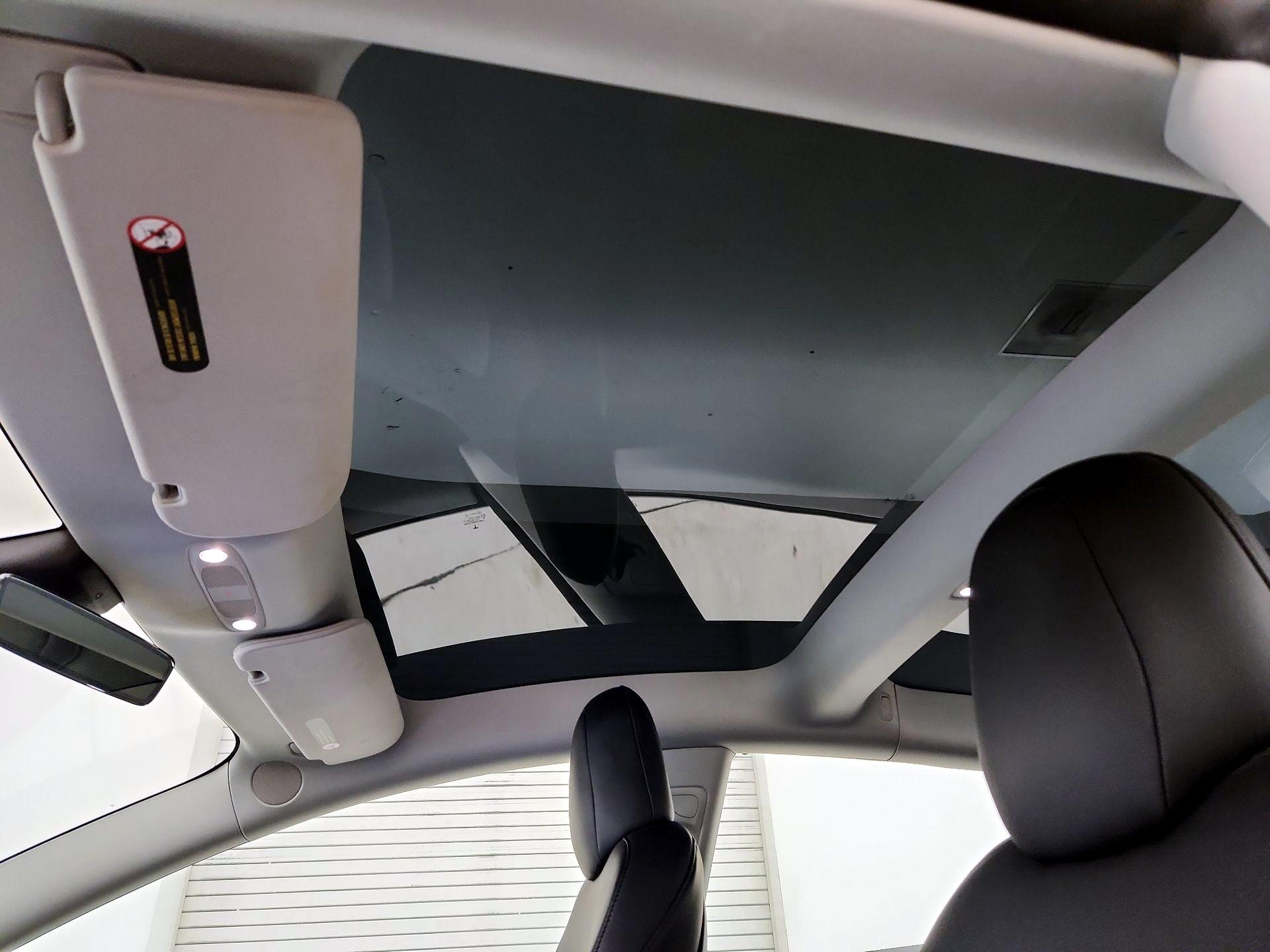 Thumbnail: 2021 Tesla Model 3 - 19