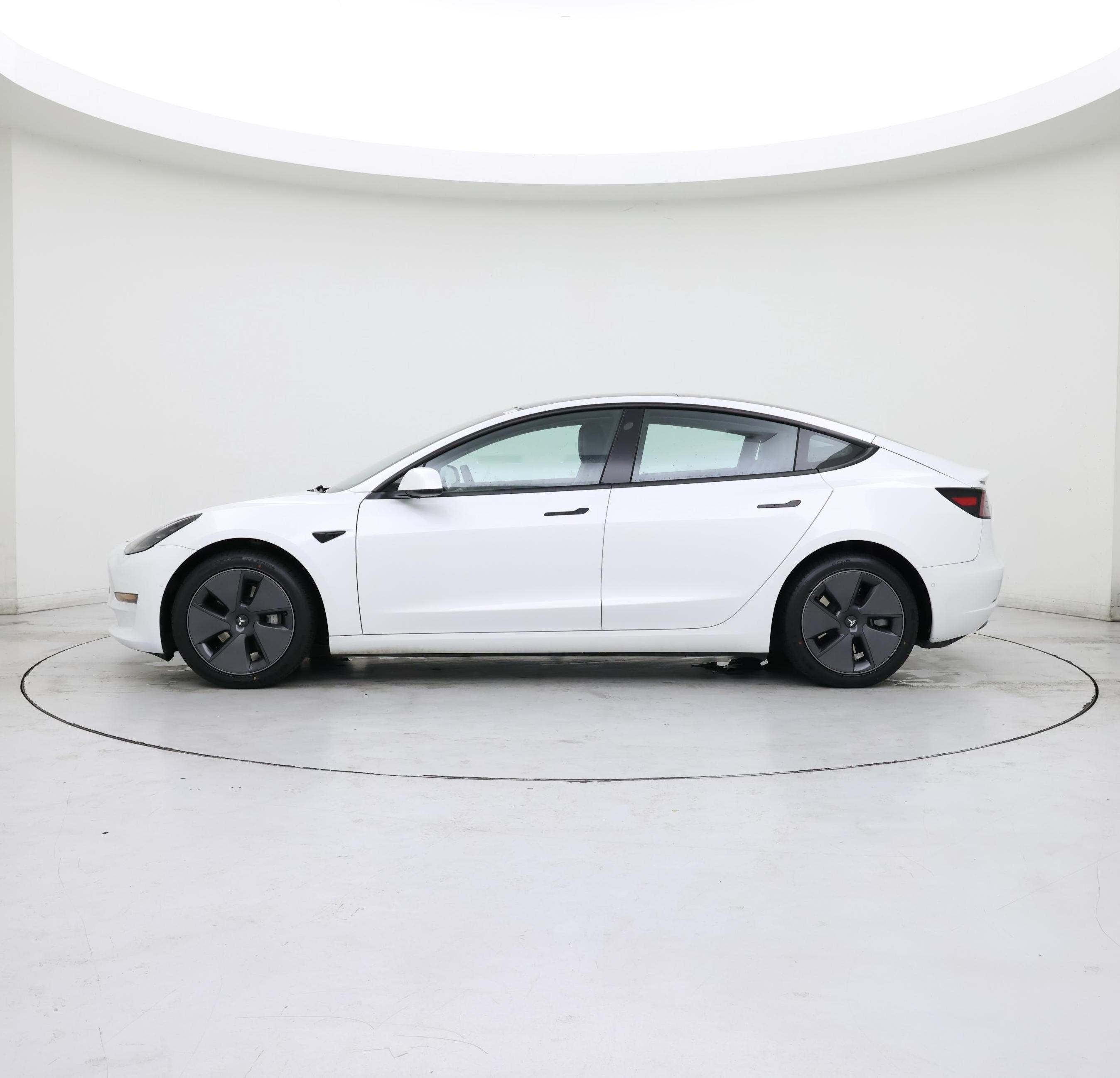 Thumbnail: 2021 Tesla Model 3 - 3