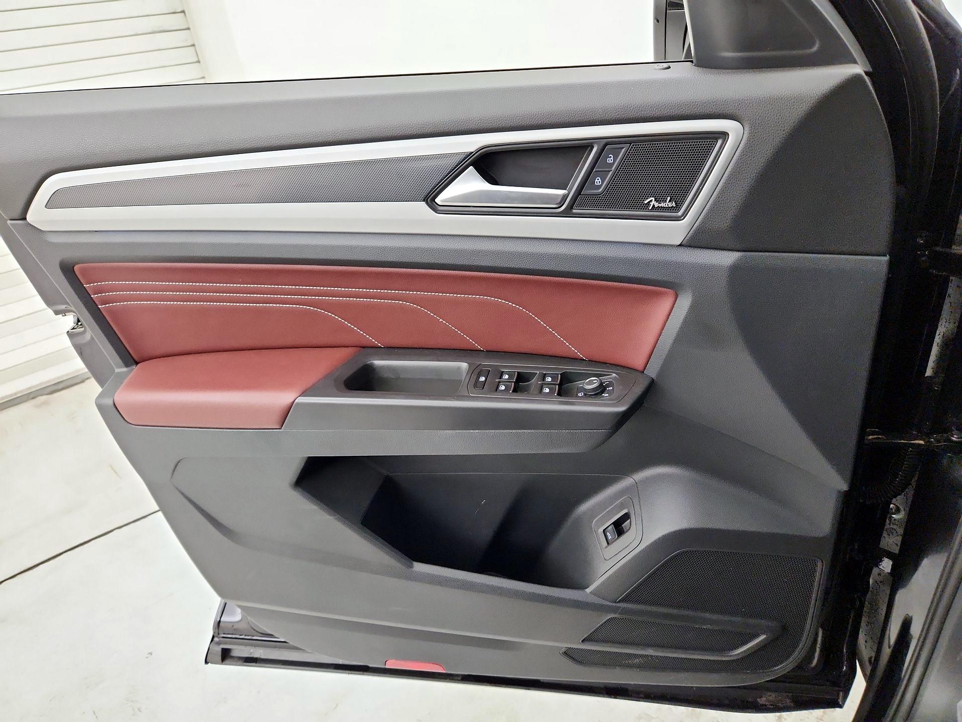 Thumbnail: 2022 Volkswagen Atlas - 12