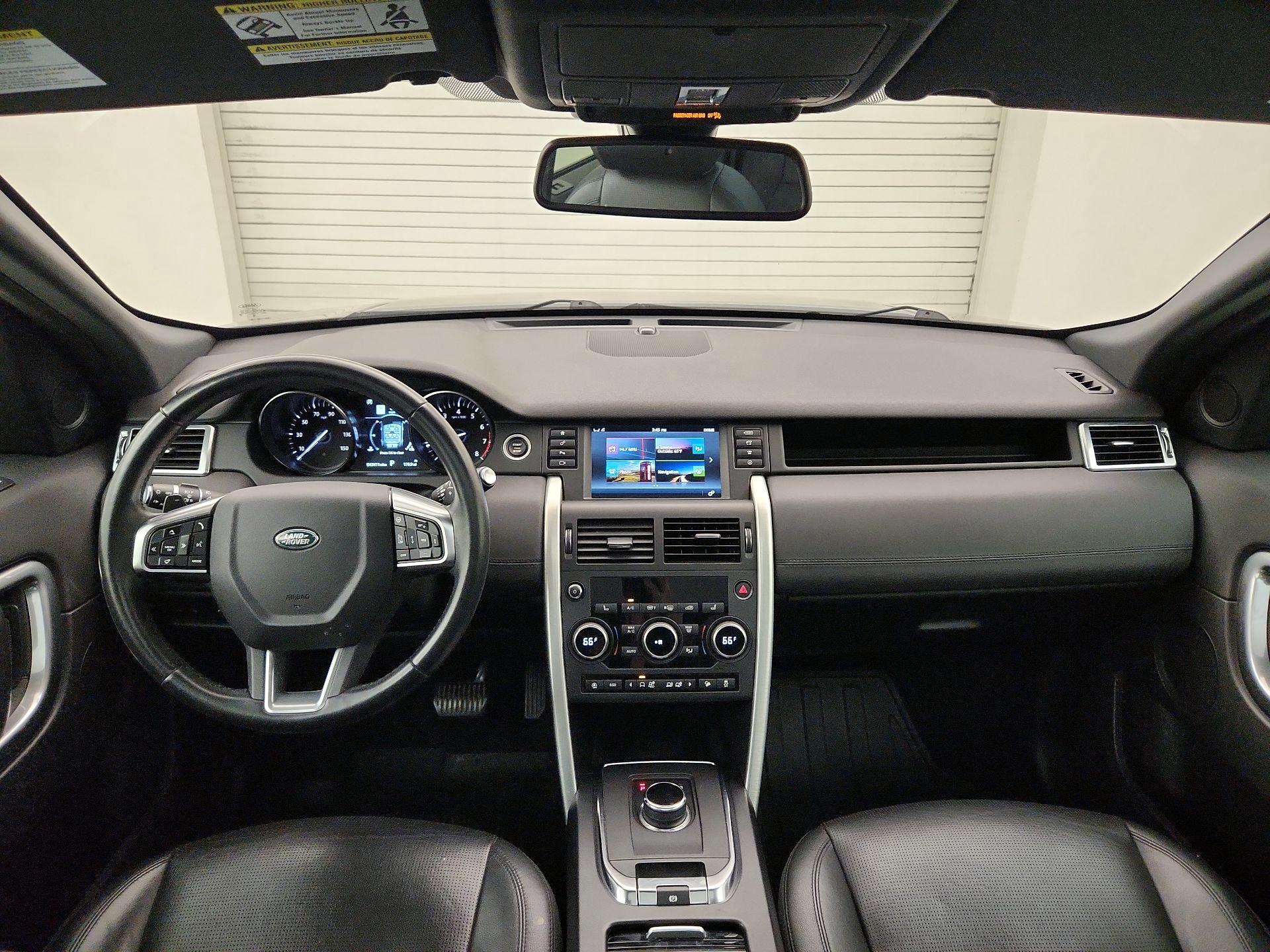 Thumbnail: 2019 Land Rover Discovery Sport - 9