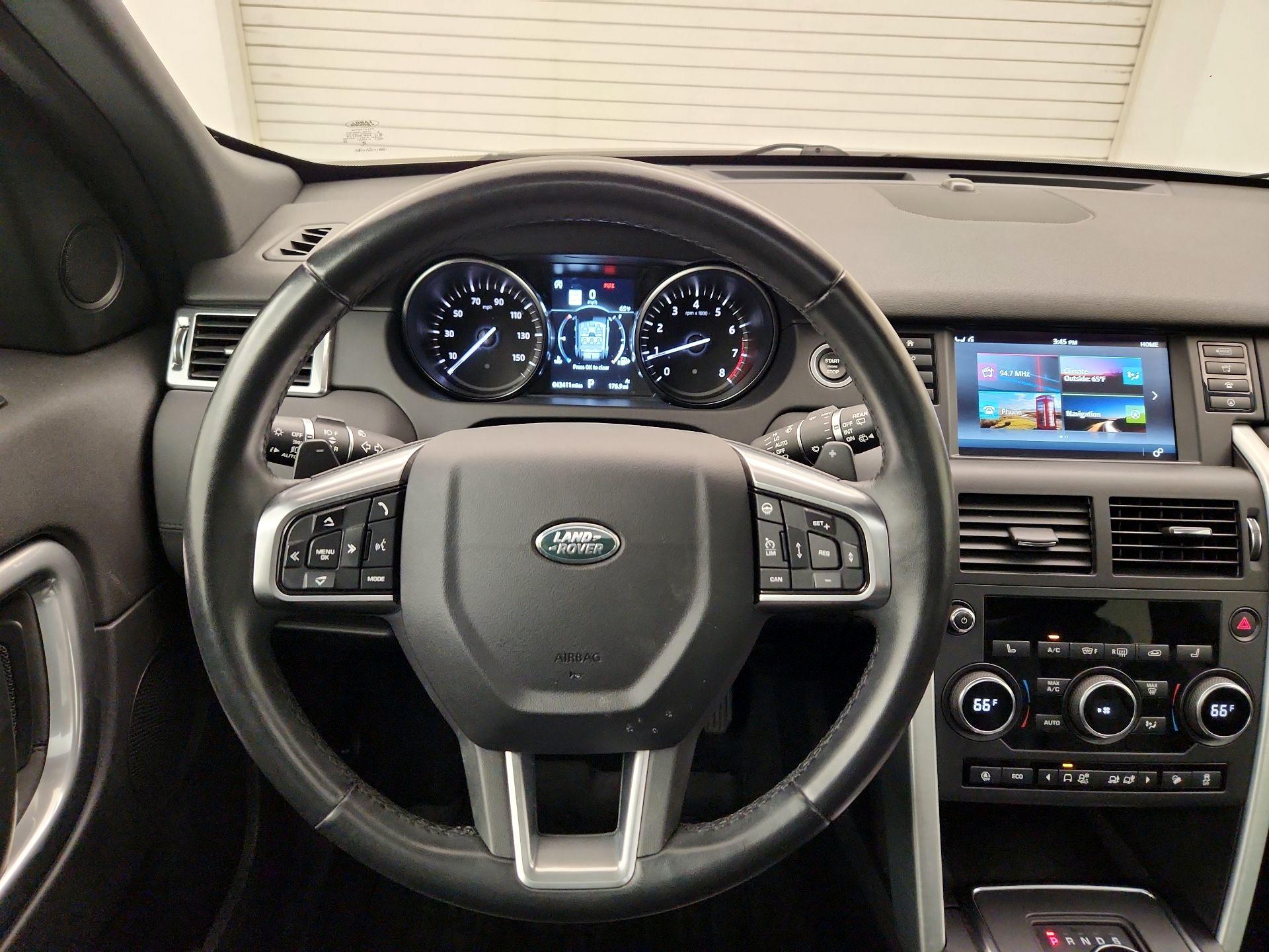 Thumbnail: 2019 Land Rover Discovery Sport - 10