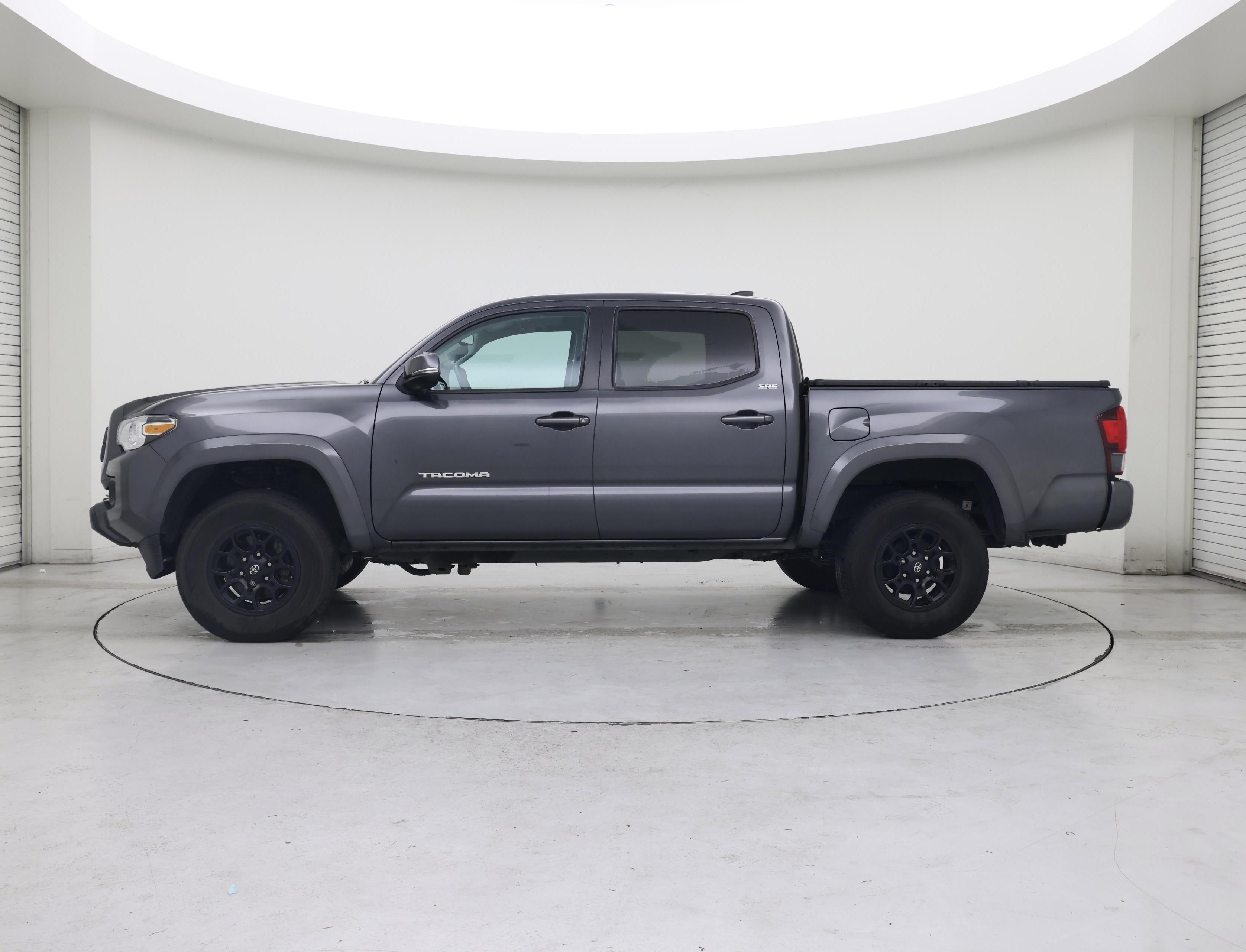 Thumbnail: 2022 Toyota Tacoma - 3