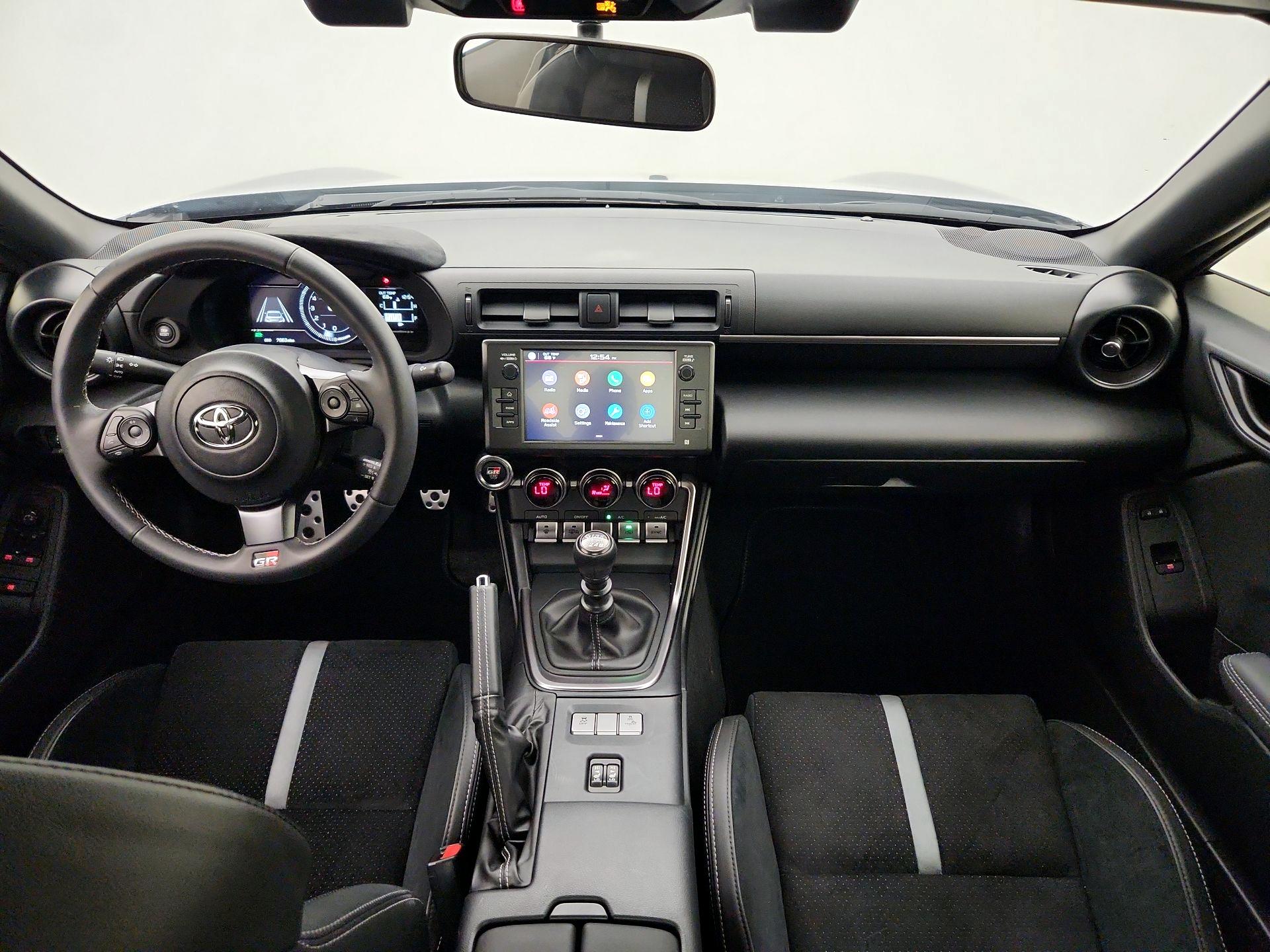 Thumbnail: 2024 Toyota GR86 - 9
