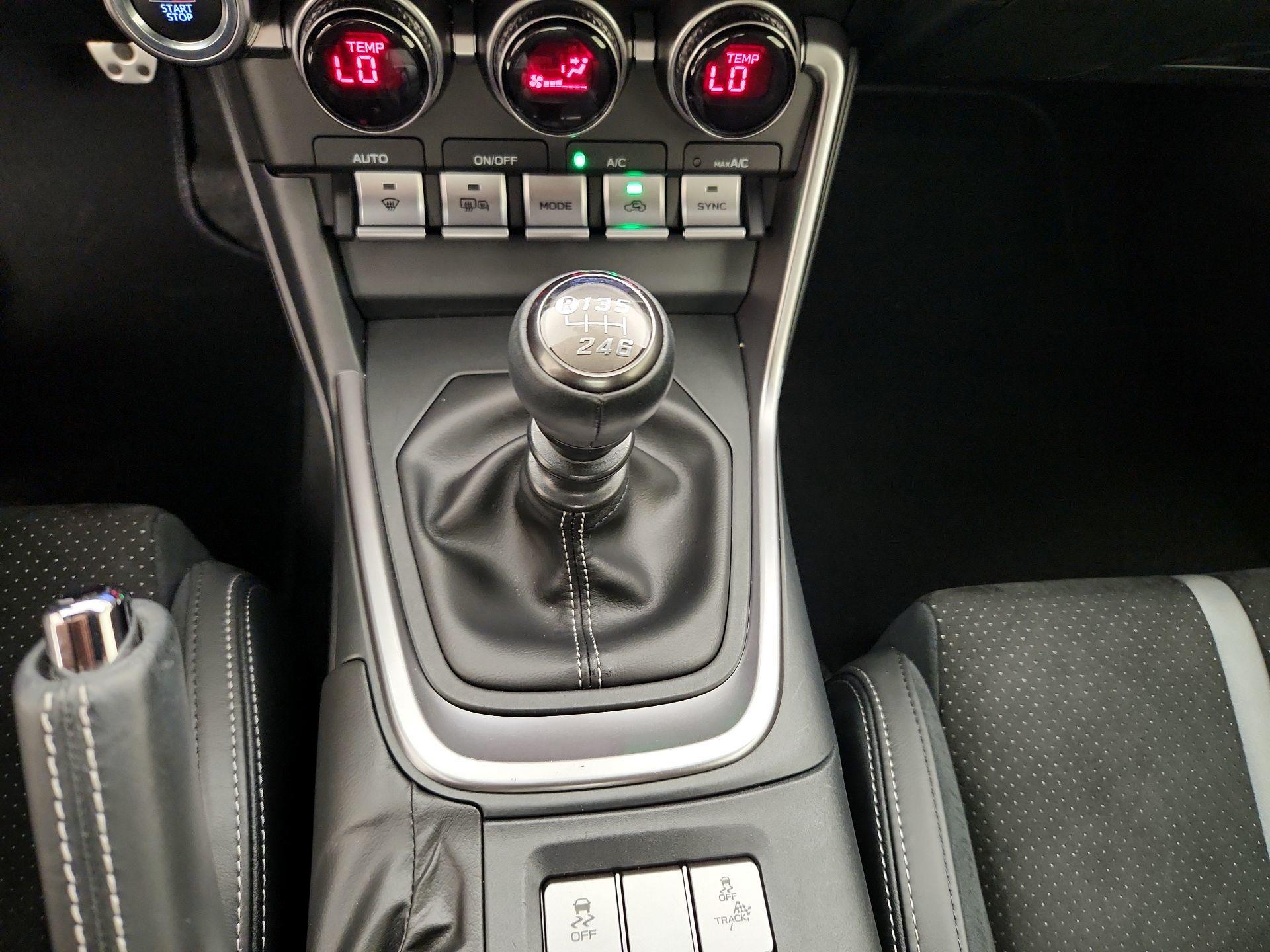 Thumbnail: 2024 Toyota GR86 - 17