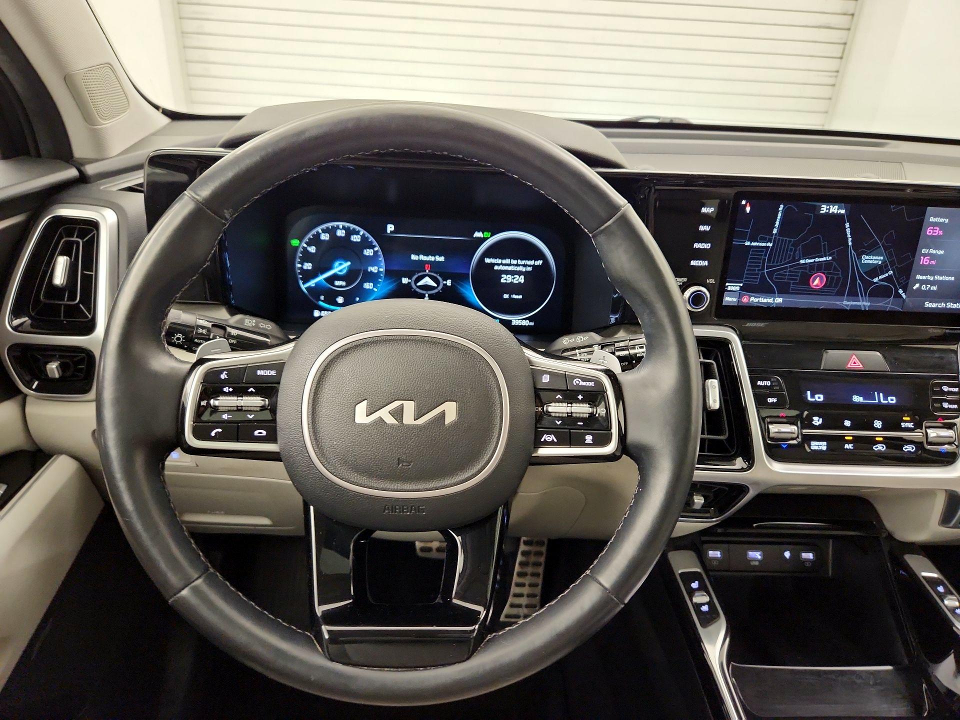 Thumbnail: 2022 Kia Sorento - 10