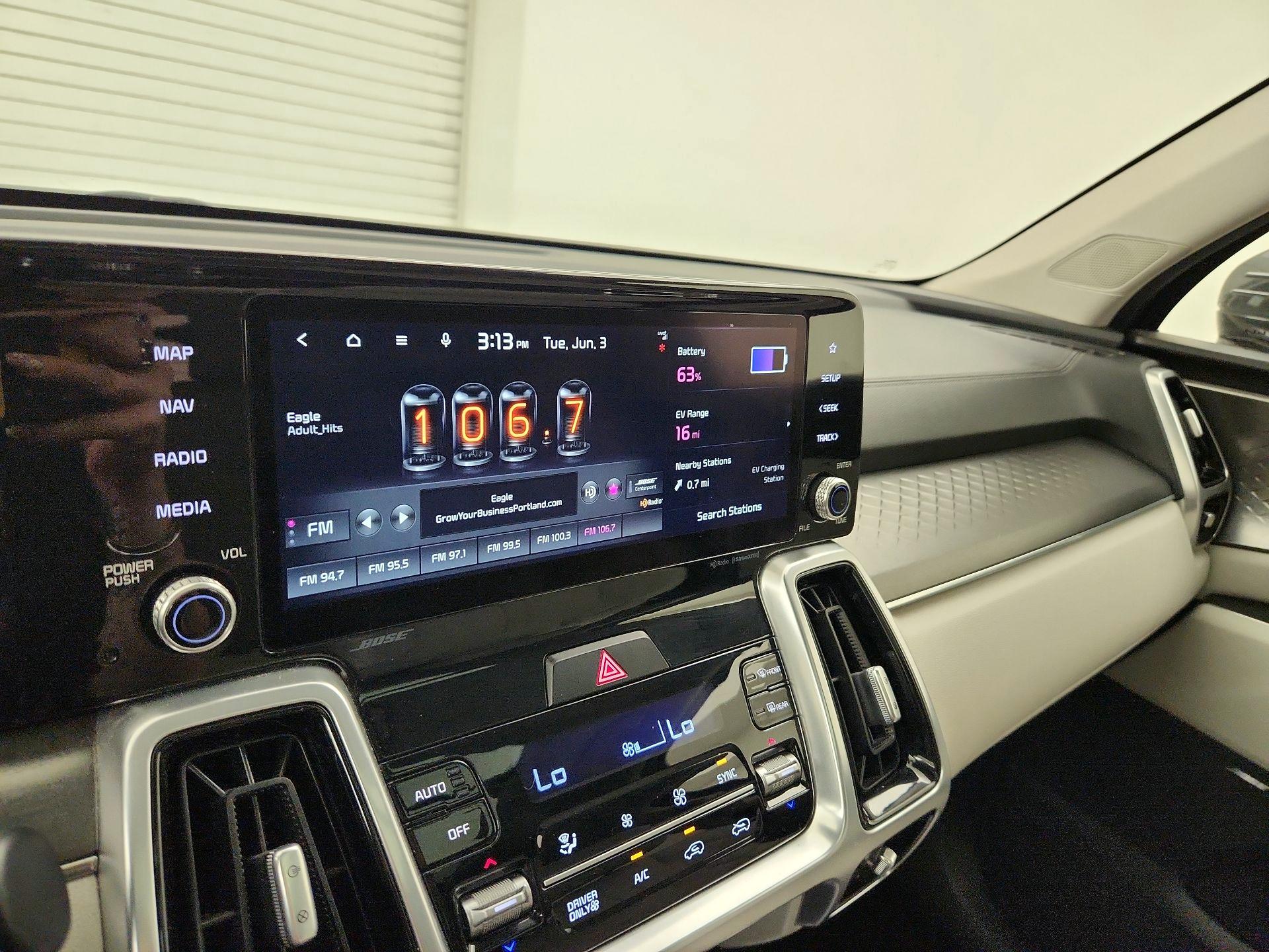 Thumbnail: 2022 Kia Sorento - 16