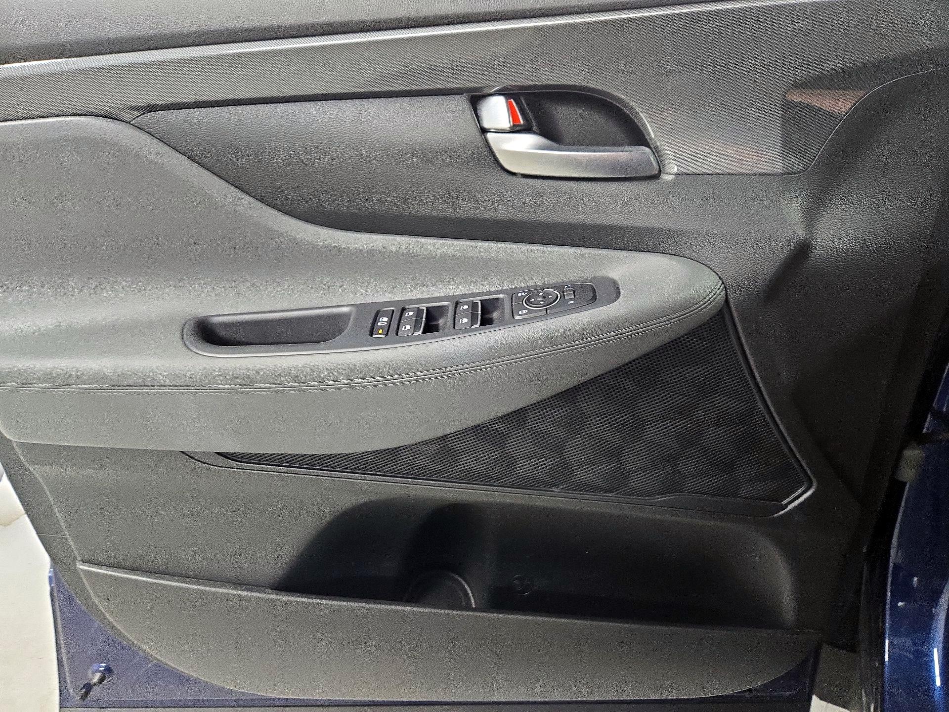 Thumbnail: 2023 Hyundai Santa Fe - 12