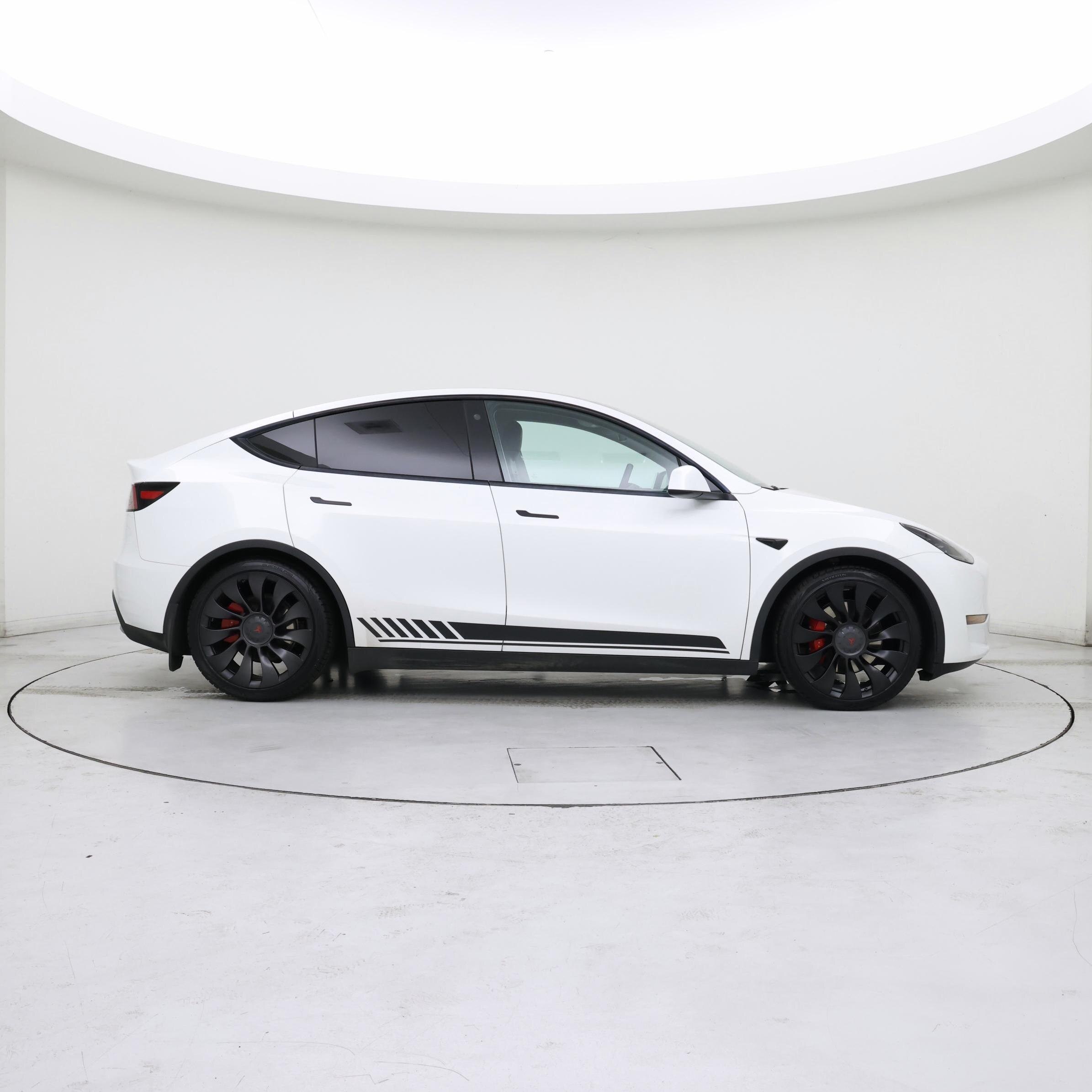Thumbnail: 2023 Tesla Model Y - 7