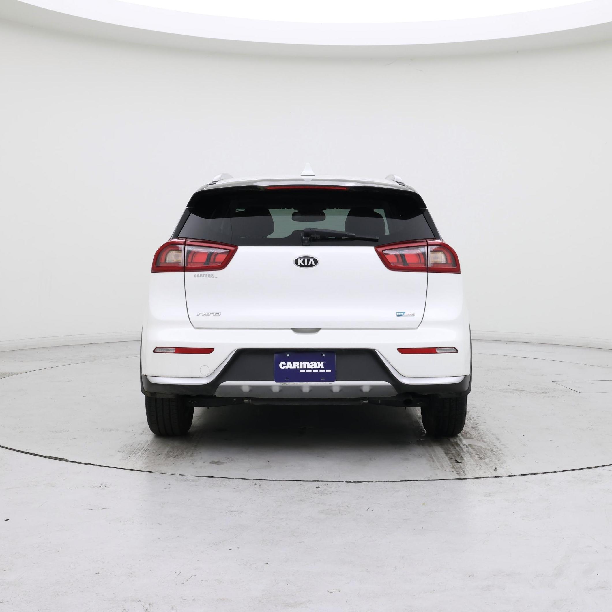 Thumbnail: 2017 Kia Niro - 6