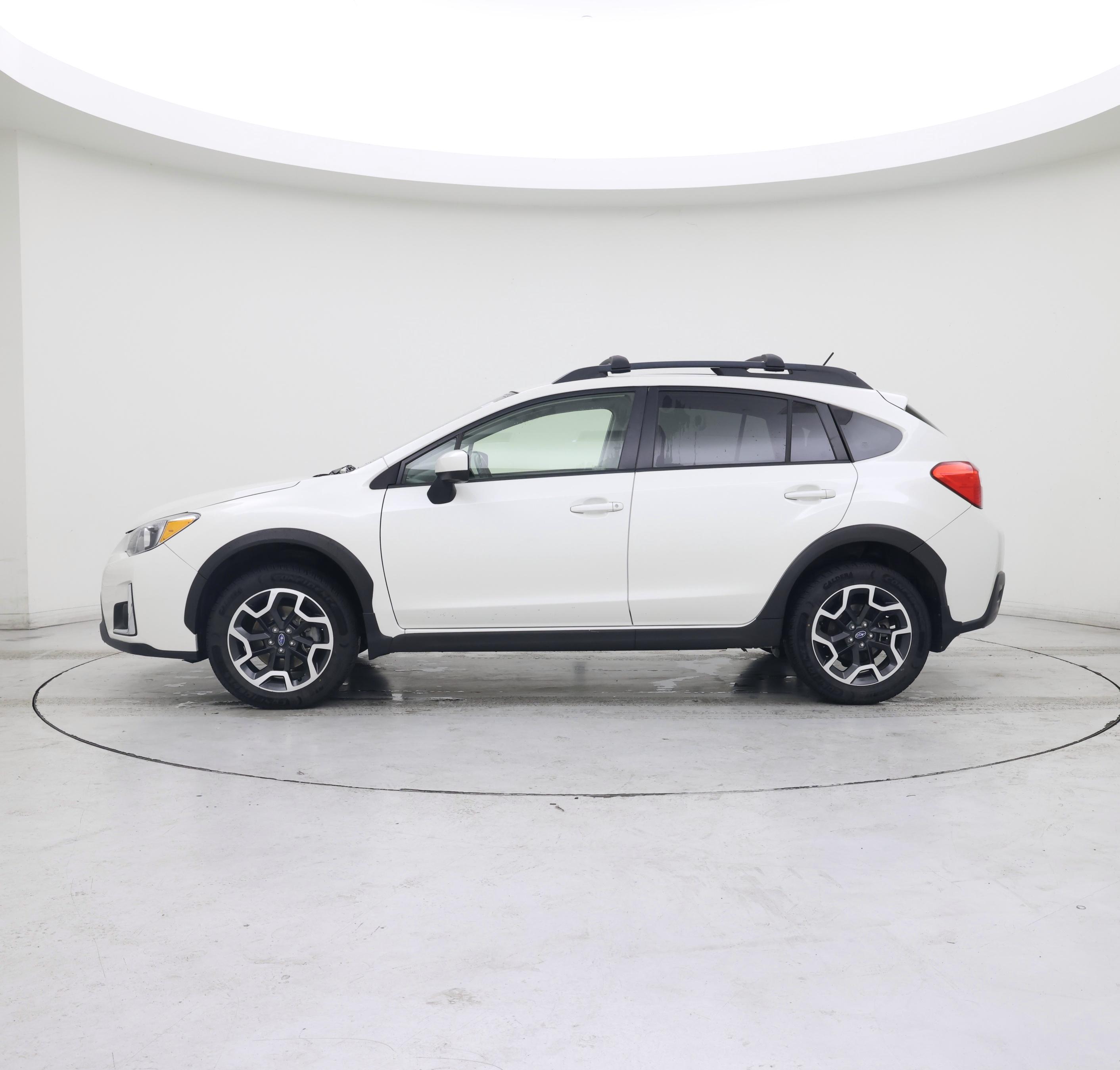 Thumbnail: 2016 Subaru XV Crosstrek - 3