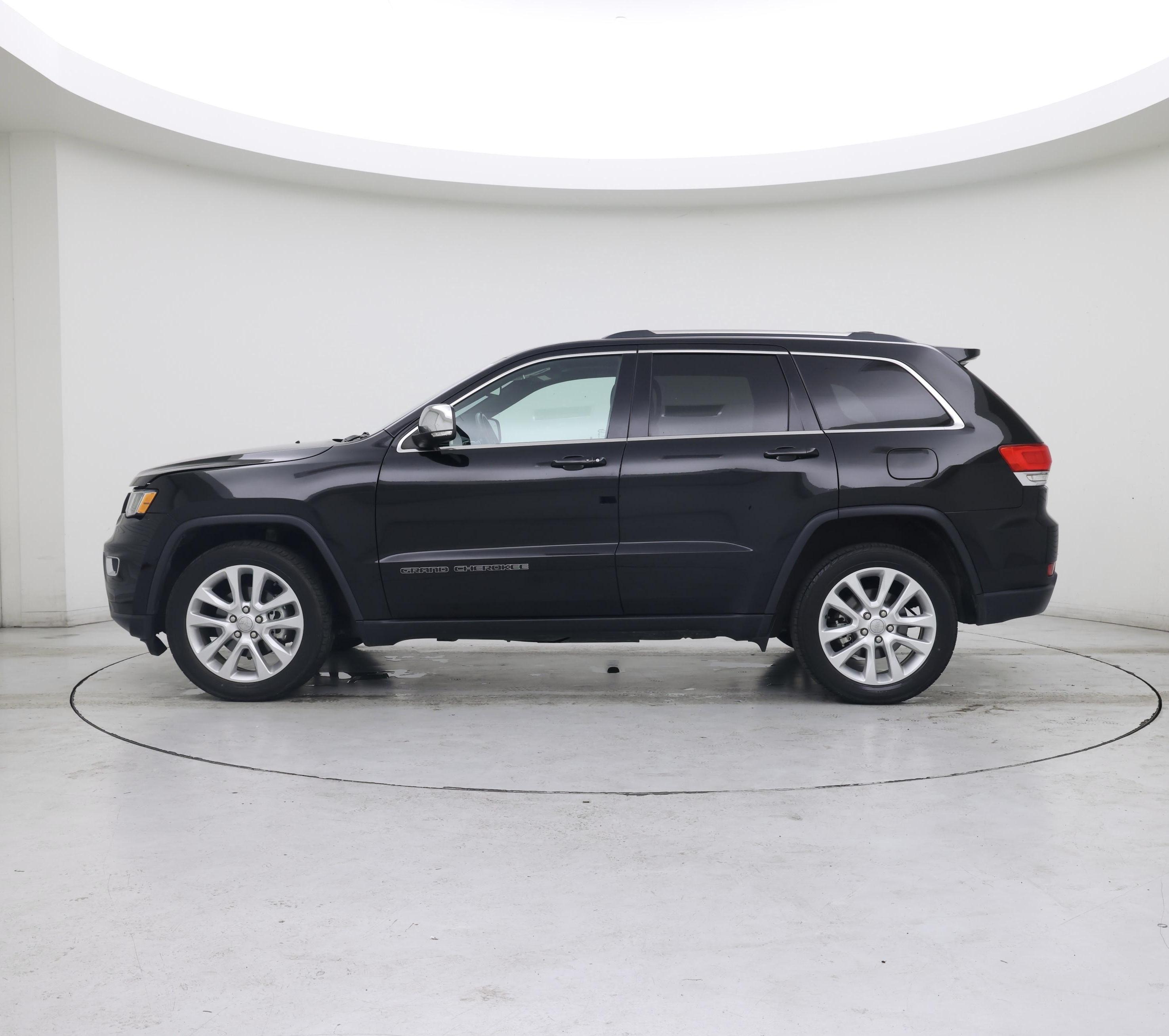 Thumbnail: 2017 Jeep Grand Cherokee - 3