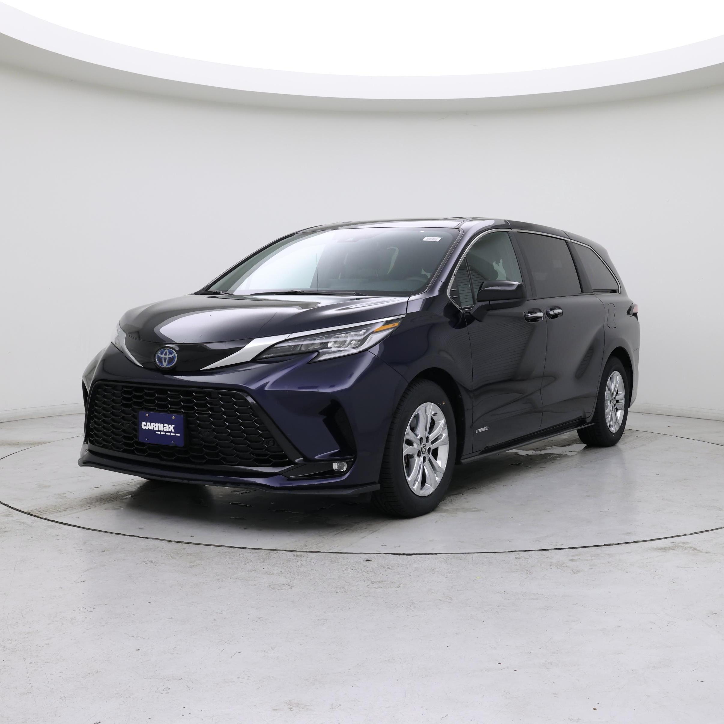 Thumbnail: 2021 Toyota Sienna - 4