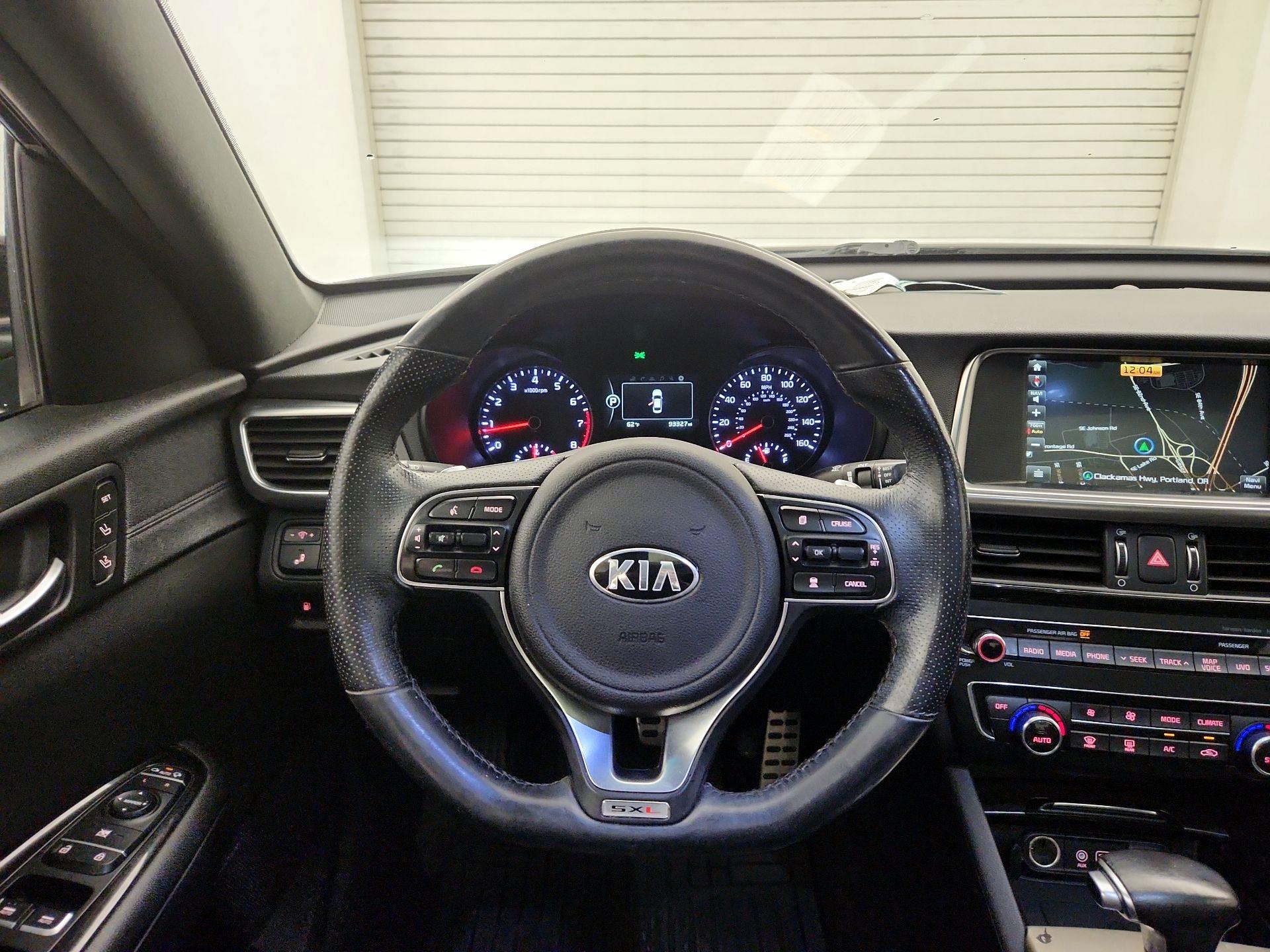 Thumbnail: 2016 Kia Optima - 10