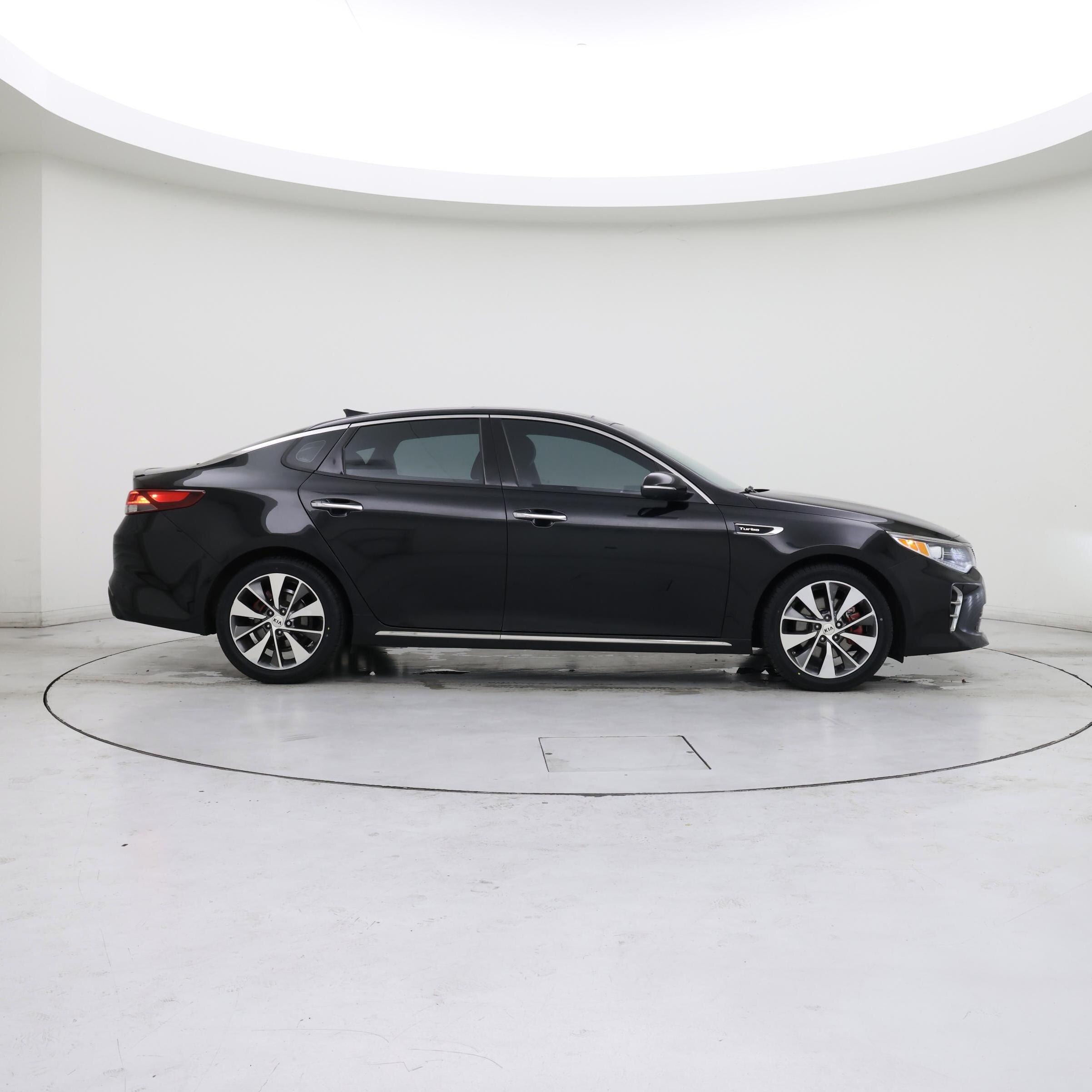 Thumbnail: 2016 Kia Optima - 7