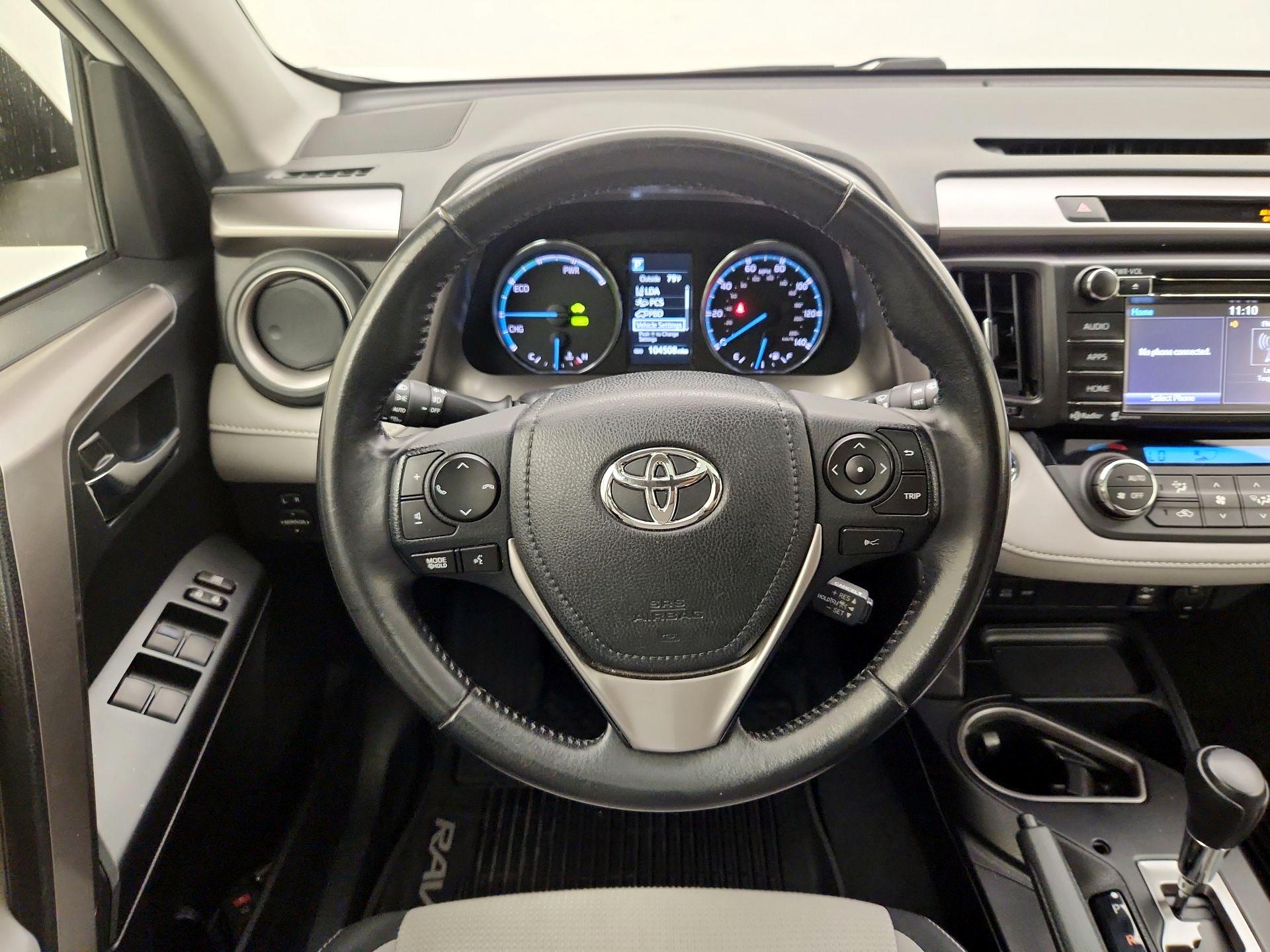 Thumbnail: 2017 Toyota RAV4 - 10