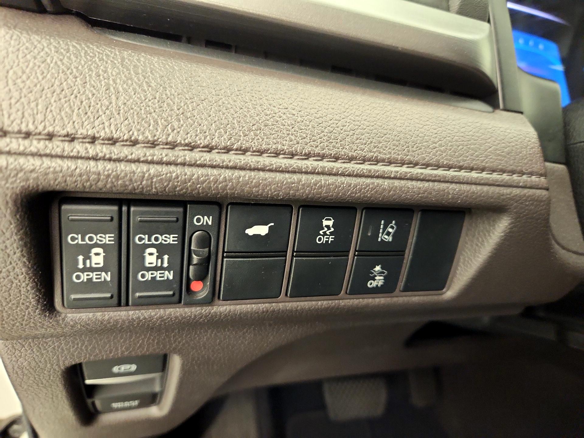 Thumbnail: 2019 Honda Odyssey - 13