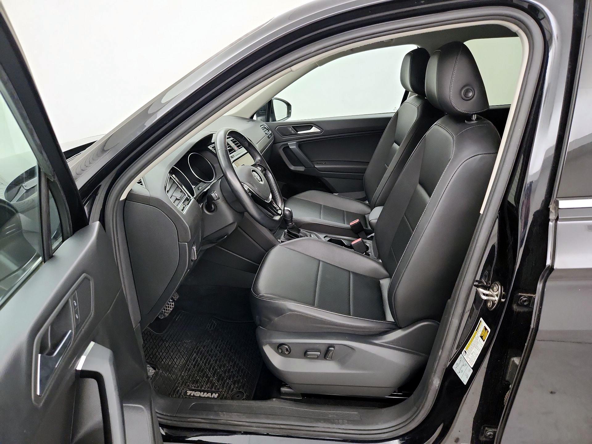 Thumbnail: 2019 Volkswagen Tiguan - 11