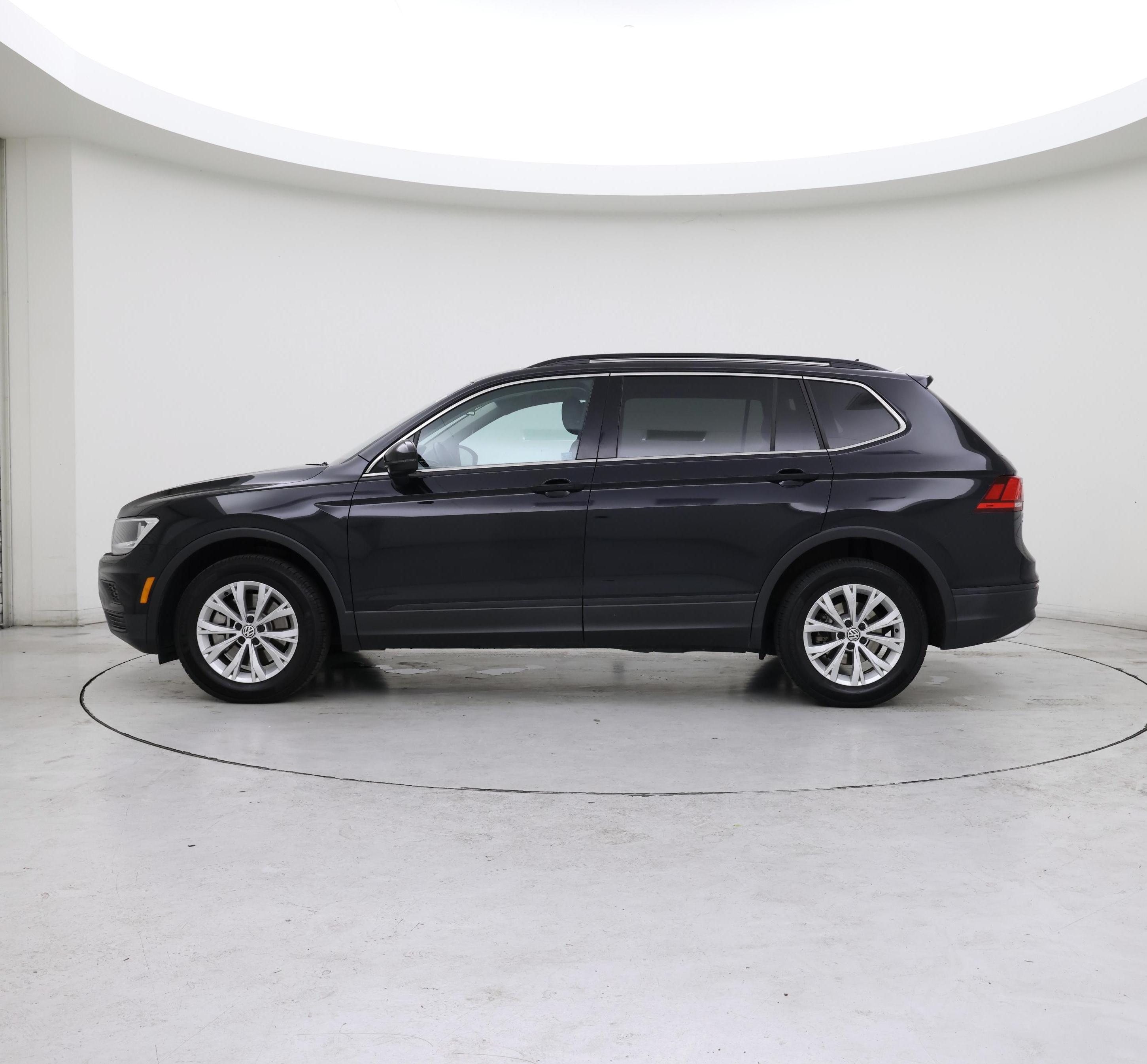 Thumbnail: 2019 Volkswagen Tiguan - 3