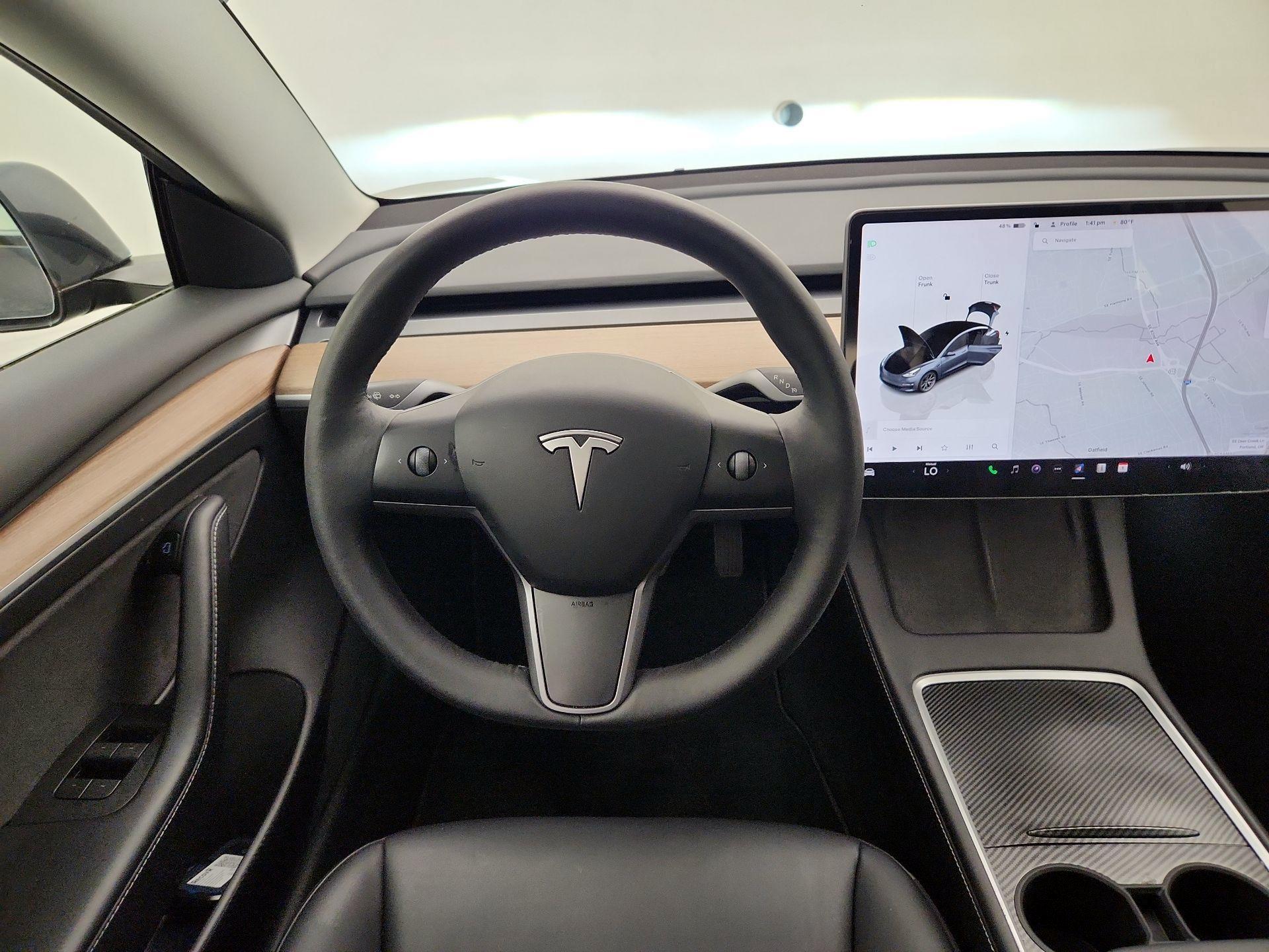 Thumbnail: 2022 Tesla Model 3 - 10