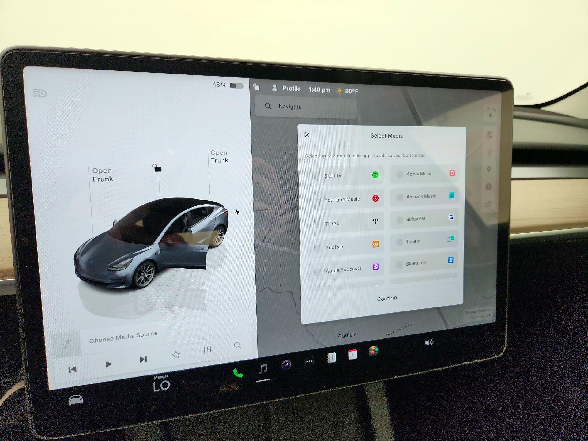 Thumbnail: 2022 Tesla Model 3 - 15