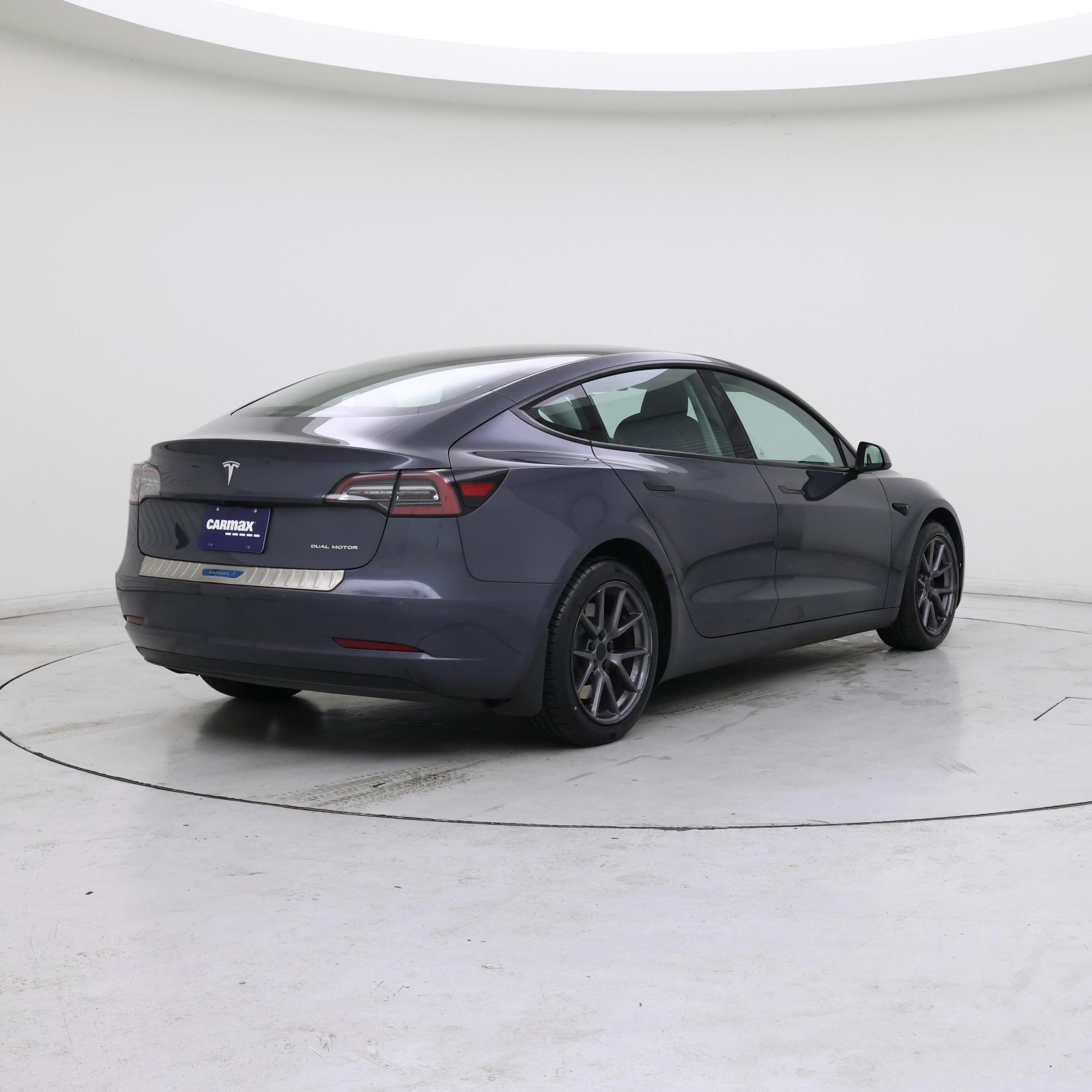 Thumbnail: 2022 Tesla Model 3 - 8