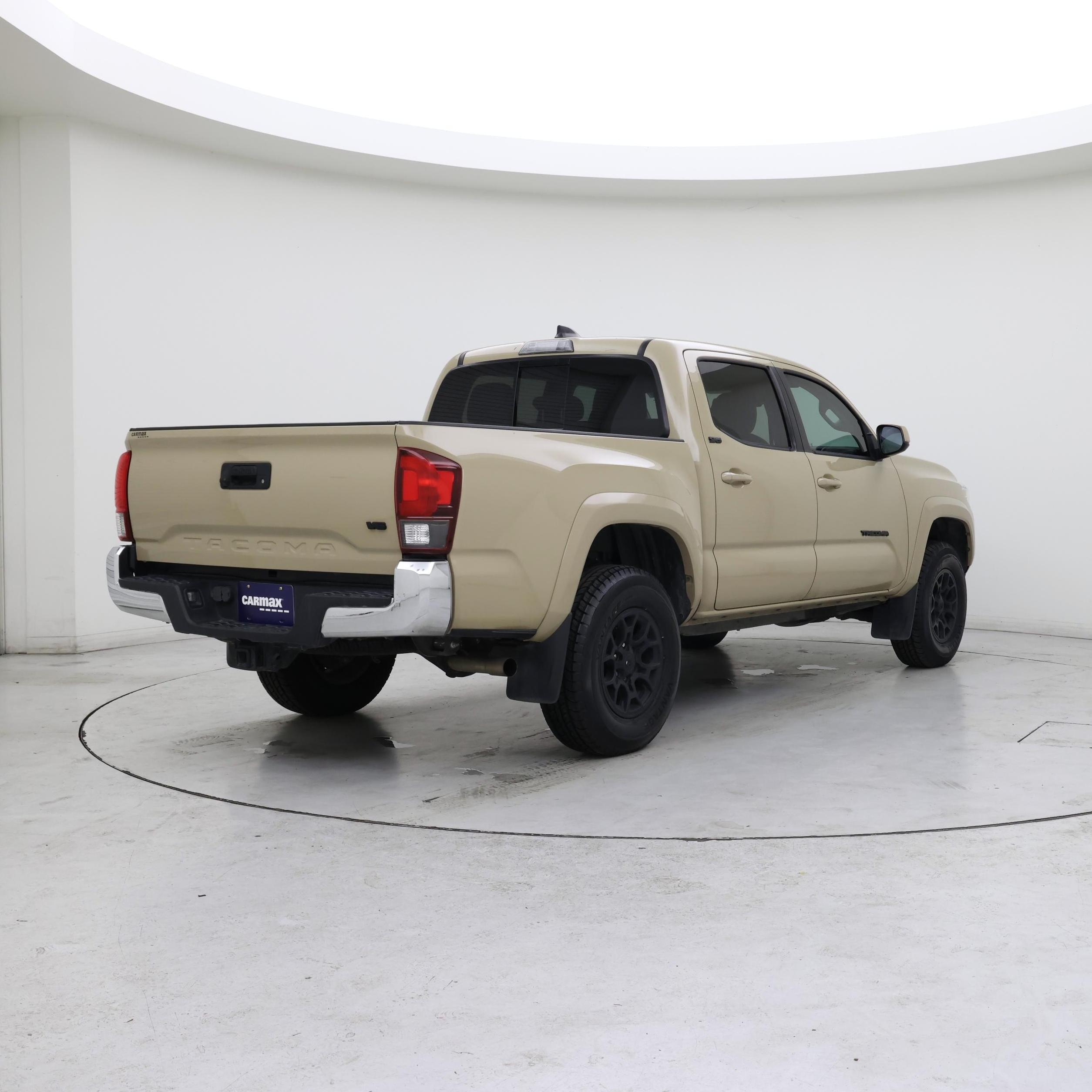 Thumbnail: 2020 Toyota Tacoma - 8