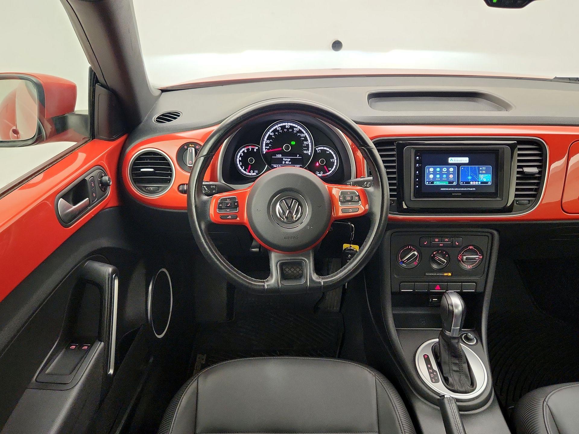 Thumbnail: 2016 Volkswagen Beetle - 10