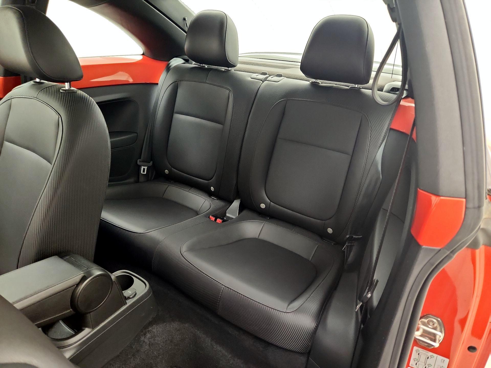 Thumbnail: 2016 Volkswagen Beetle - 19