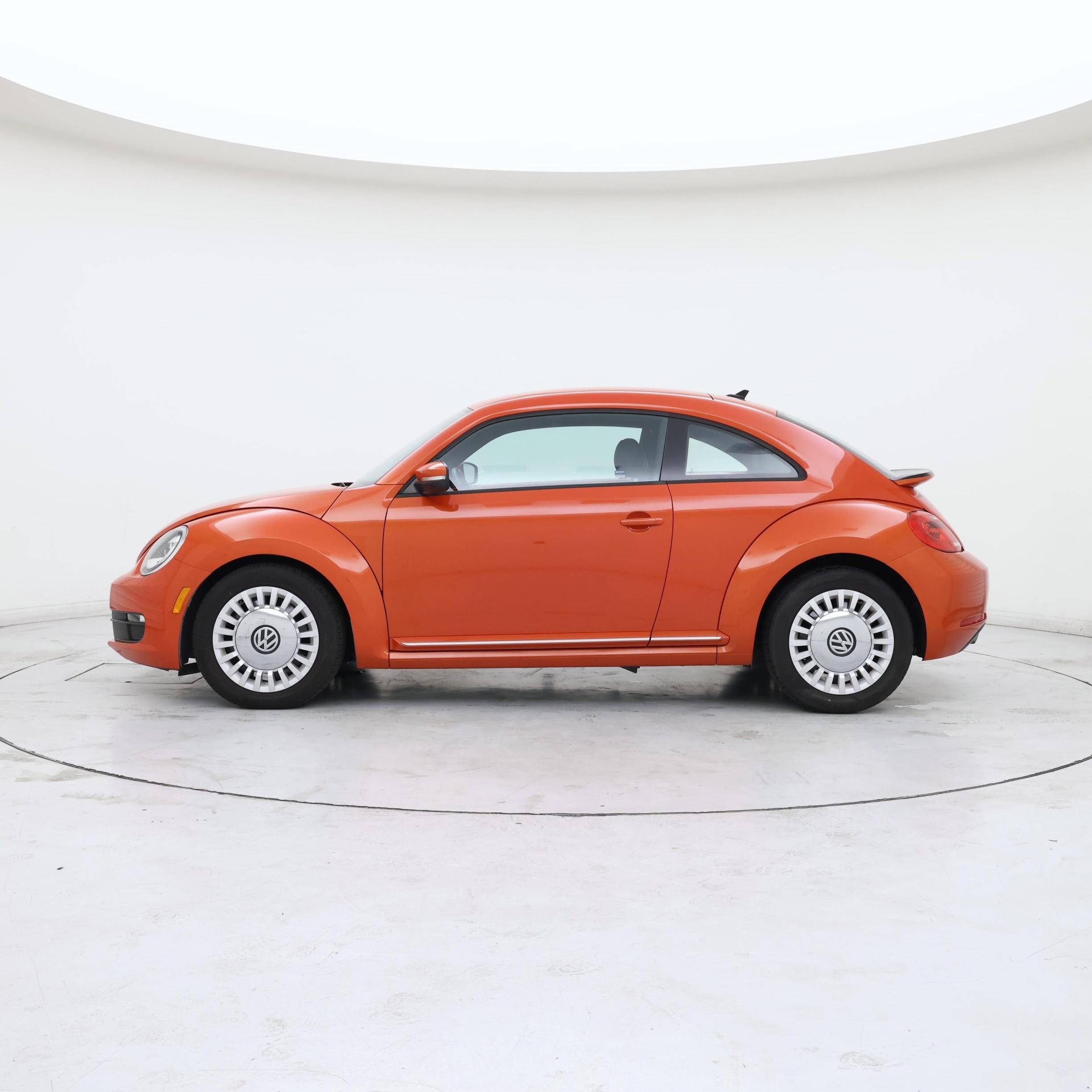 Thumbnail: 2016 Volkswagen Beetle - 3