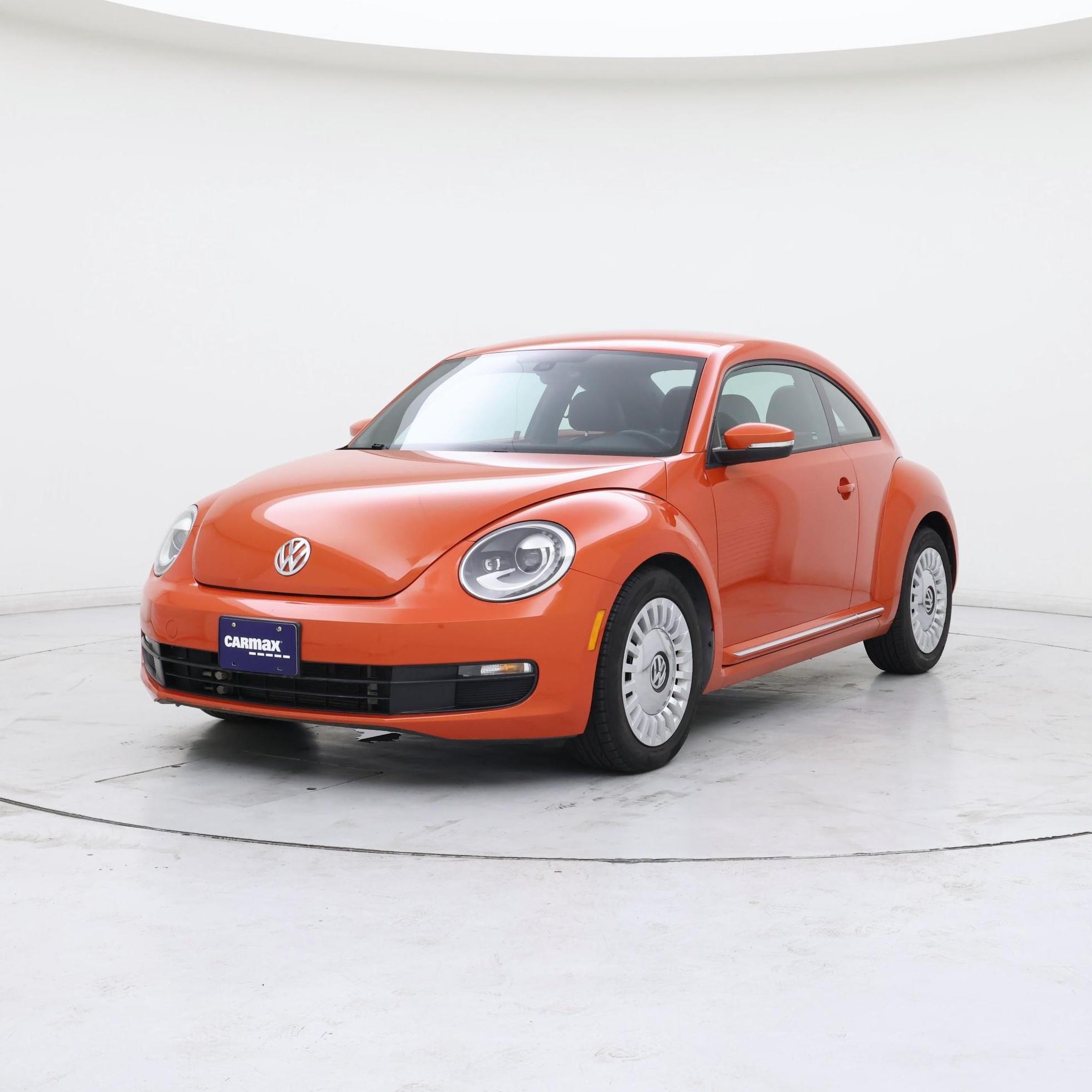 Thumbnail: 2016 Volkswagen Beetle - 4