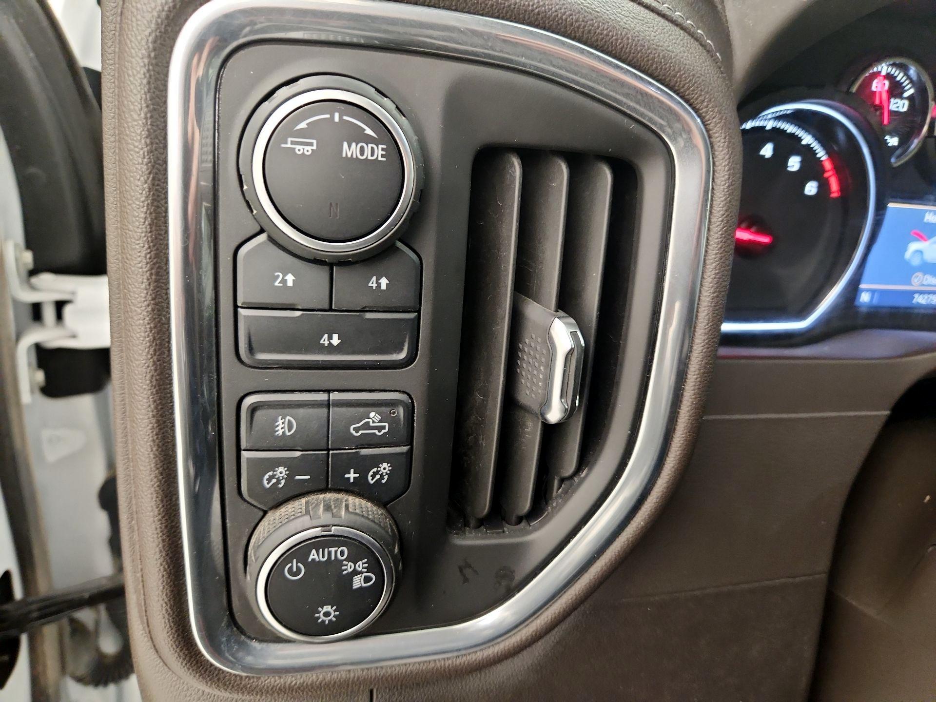 Thumbnail: 2022 Chevrolet Silverado 2500 - 13