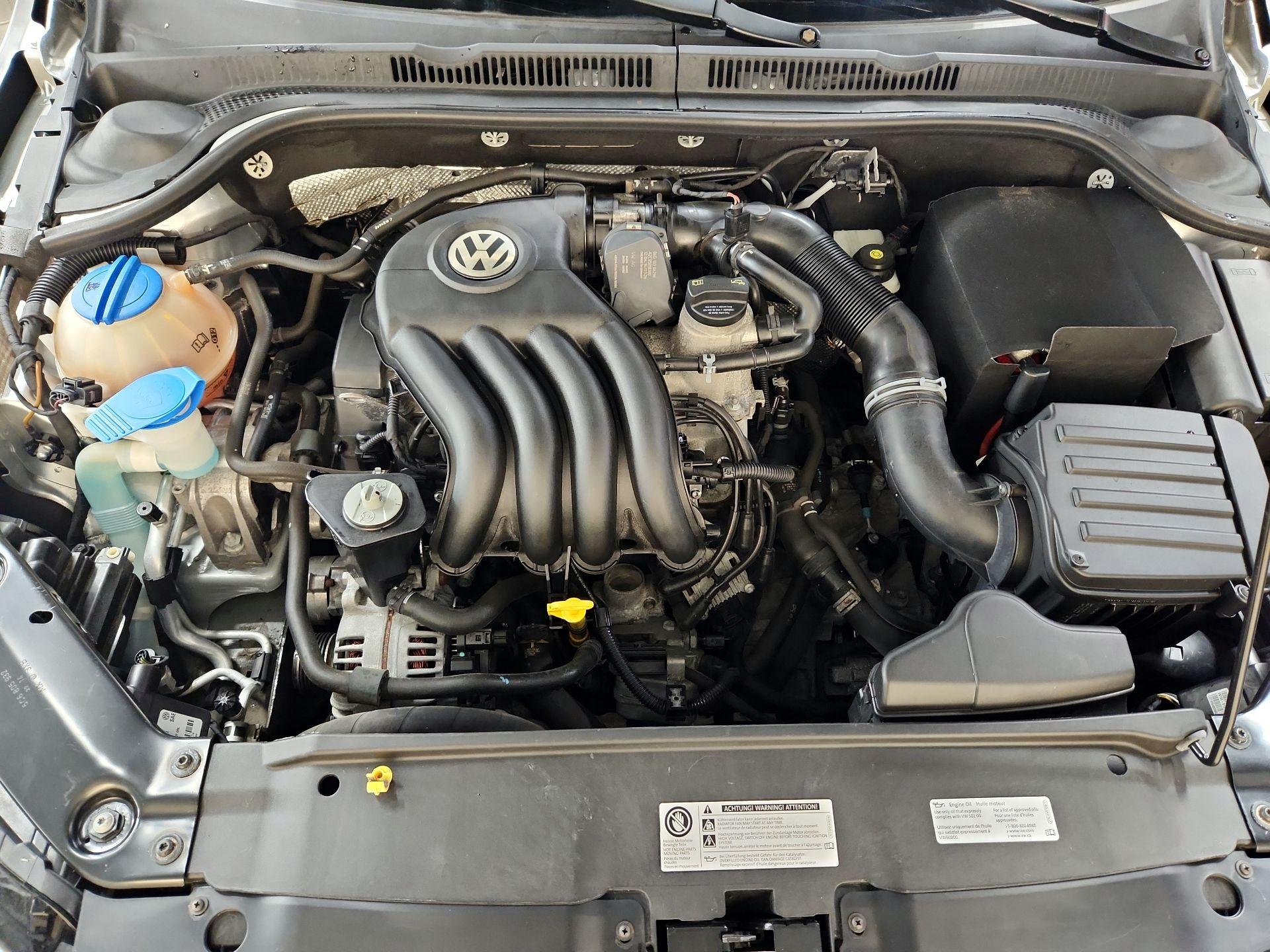 Thumbnail: 2014 Volkswagen Jetta - 19