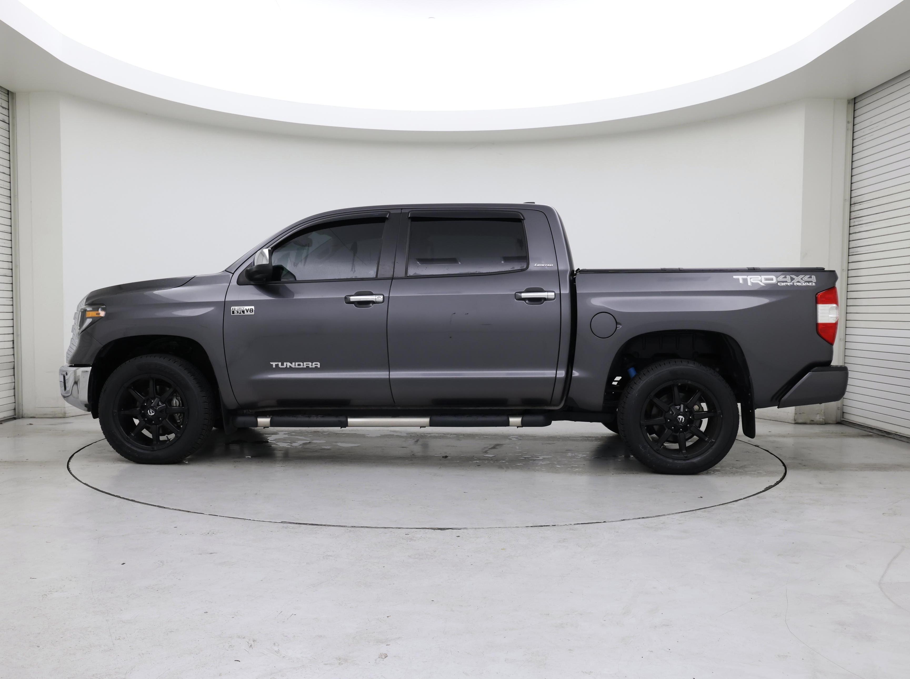 Thumbnail: 2020 Toyota Tundra - 3