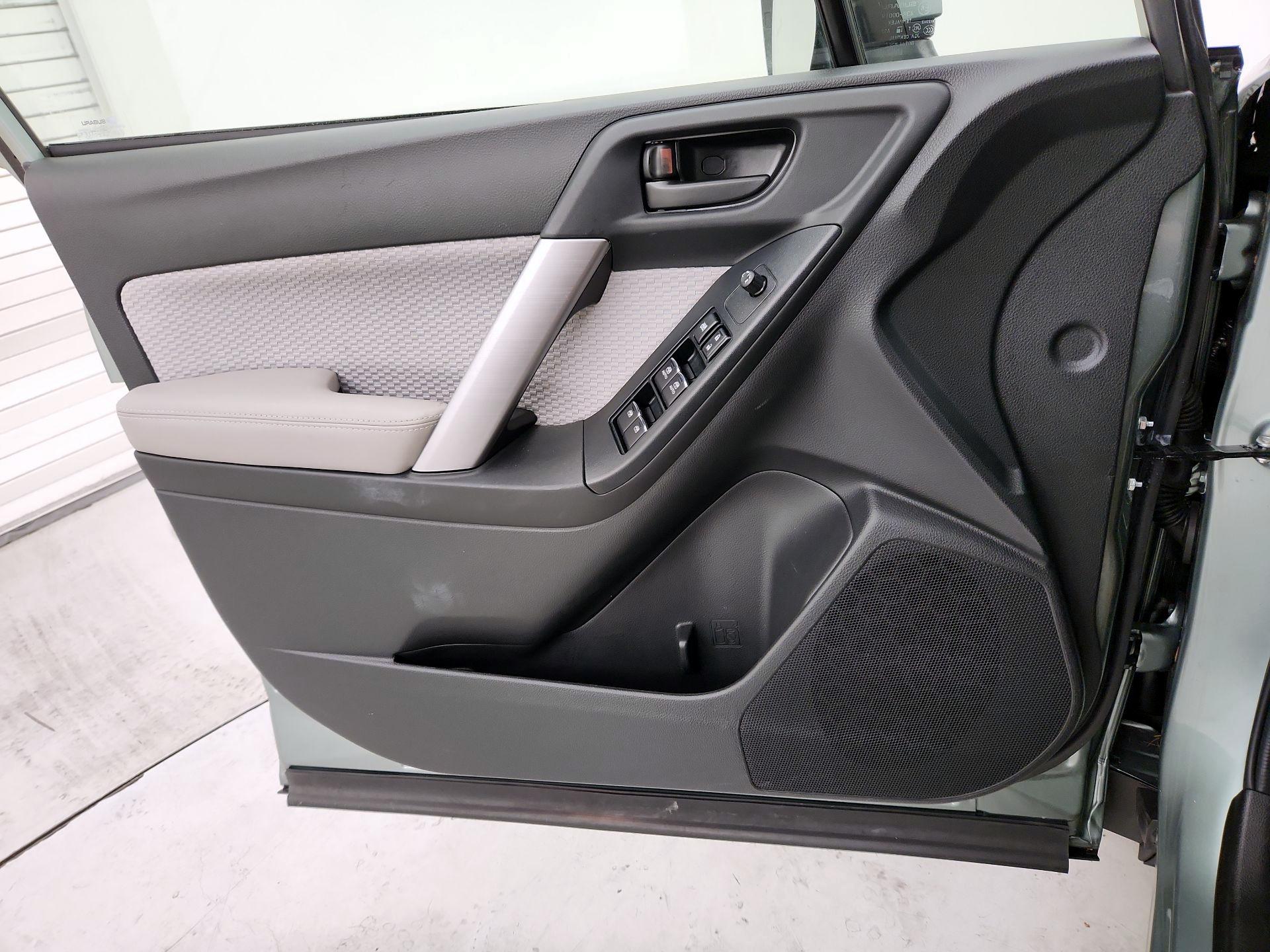 Thumbnail: 2018 Subaru Forester - 12