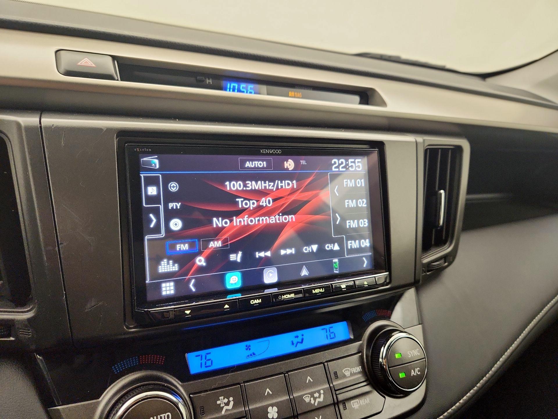 Thumbnail: 2015 Toyota RAV4 - 15