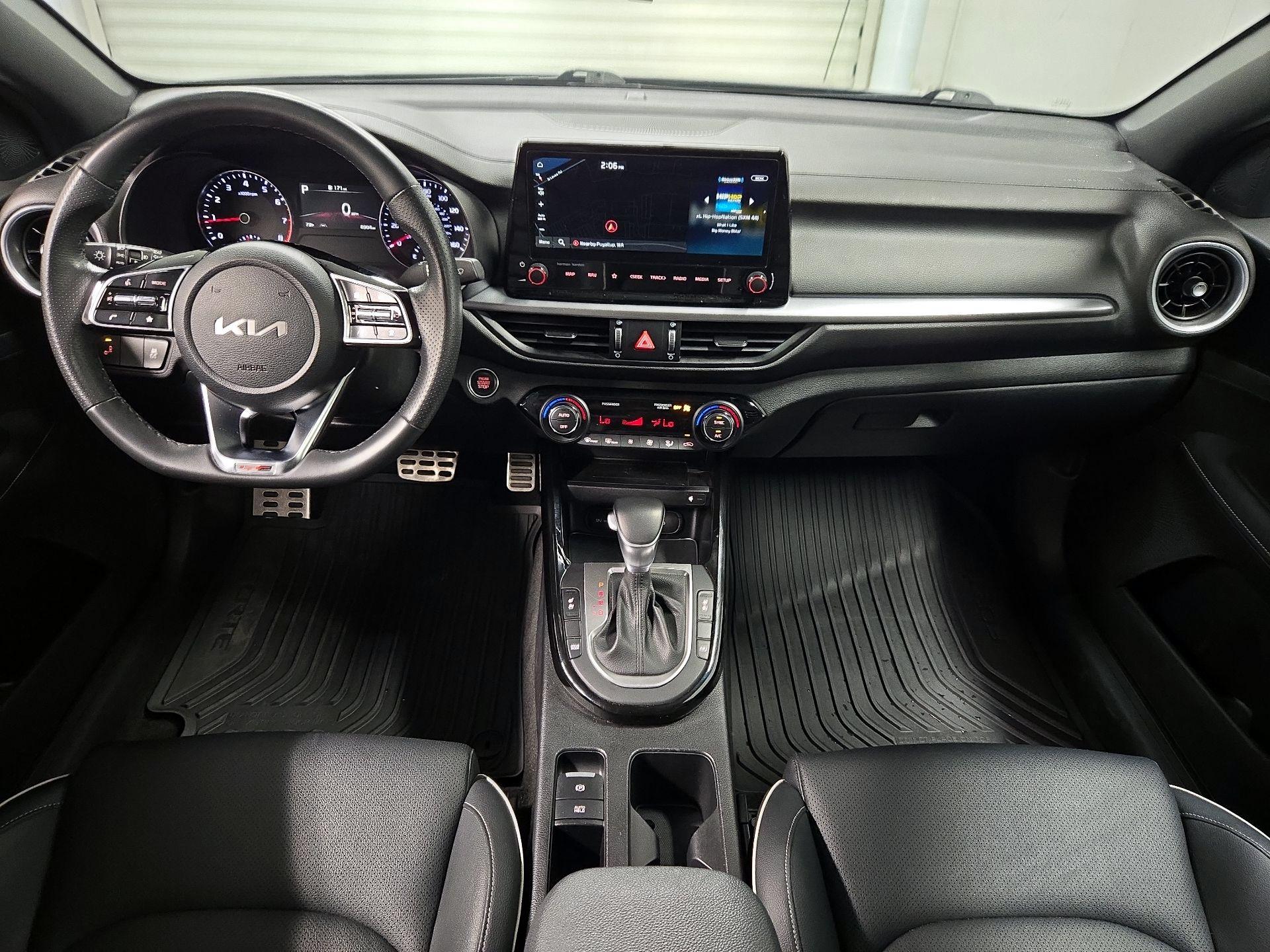 Thumbnail: 2024 Kia Forte - 9