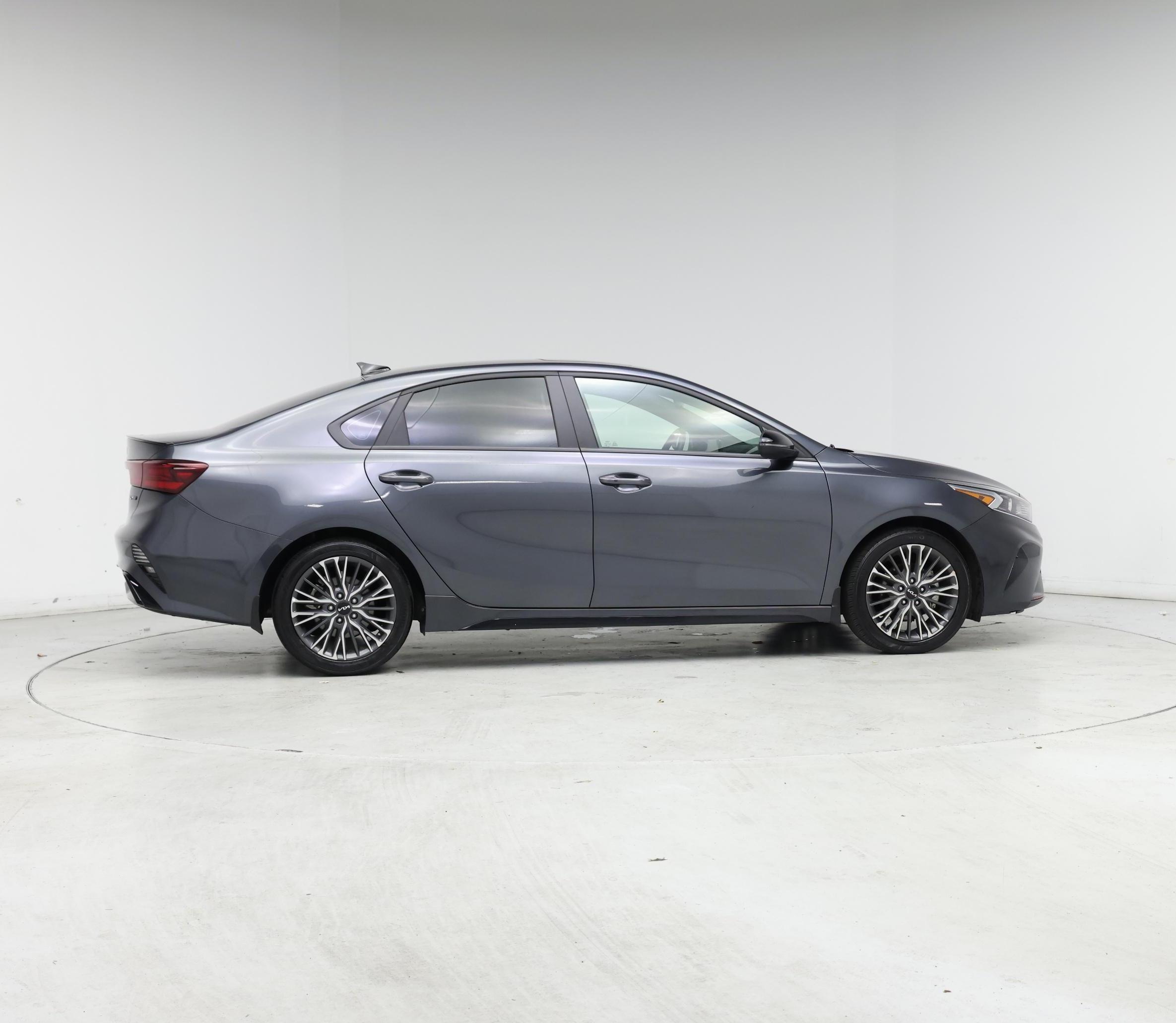 Thumbnail: 2024 Kia Forte - 7
