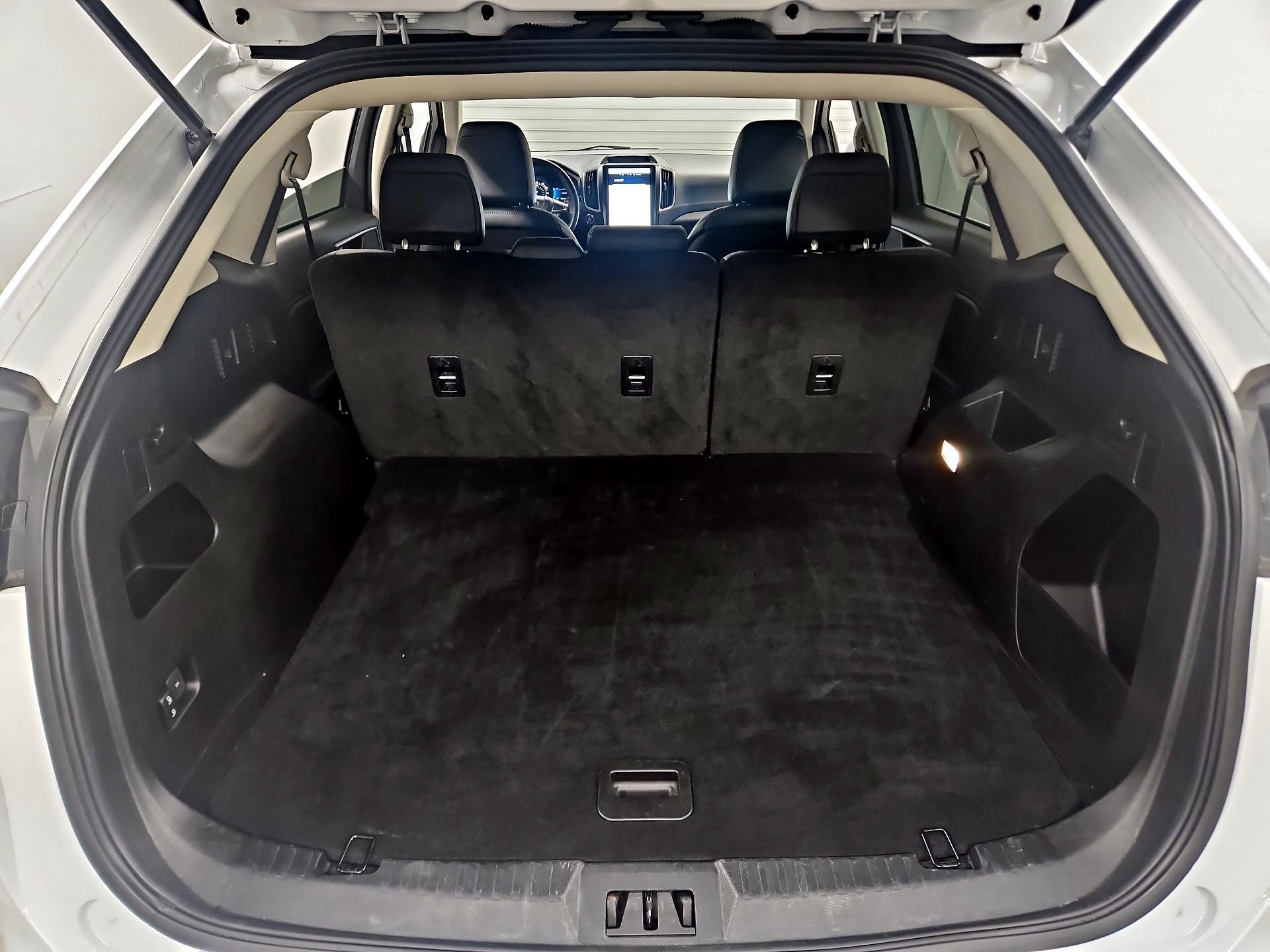 Thumbnail: 2024 Ford Edge - 20