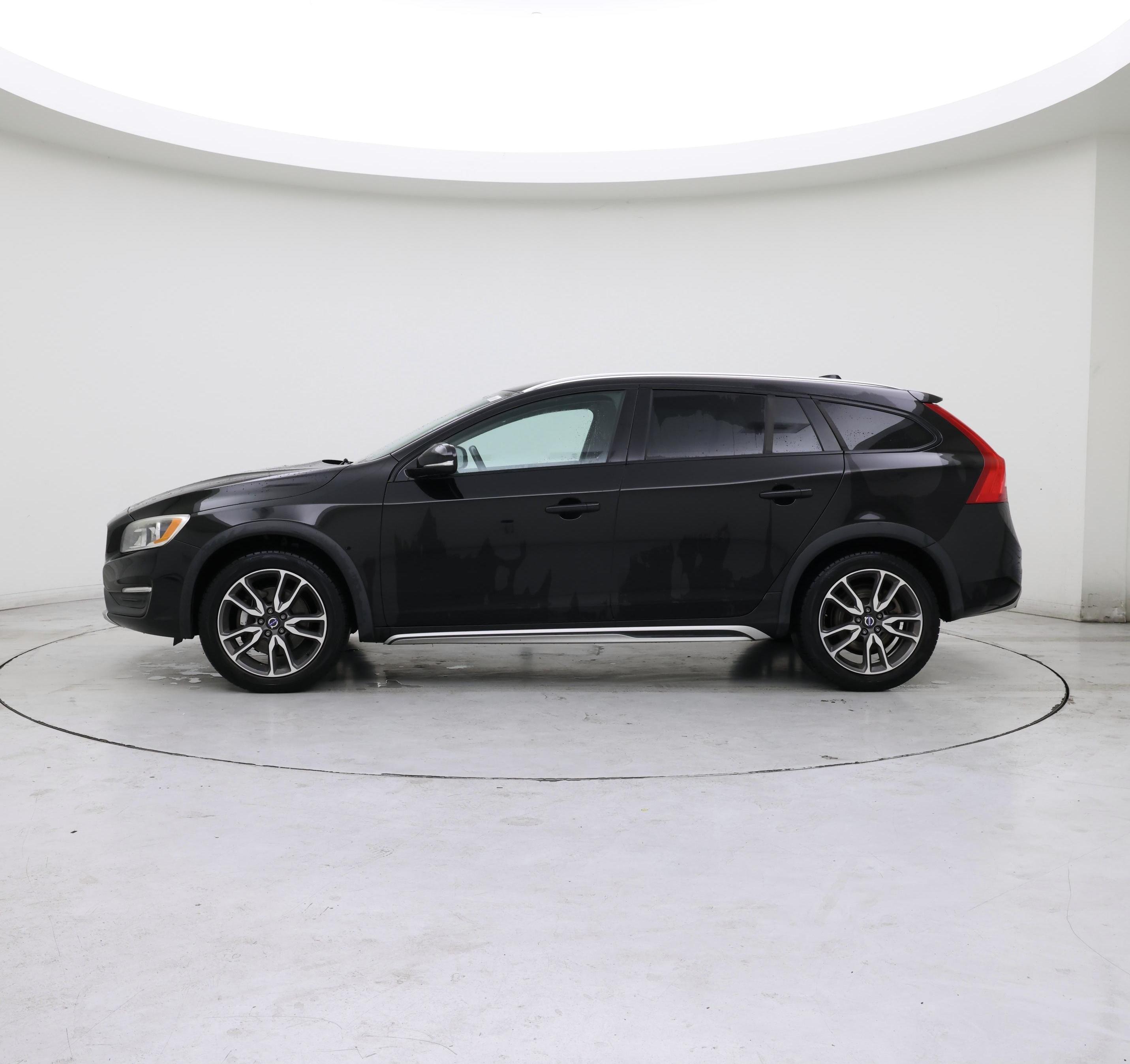 Thumbnail: 2016 Volvo S60 - 3
