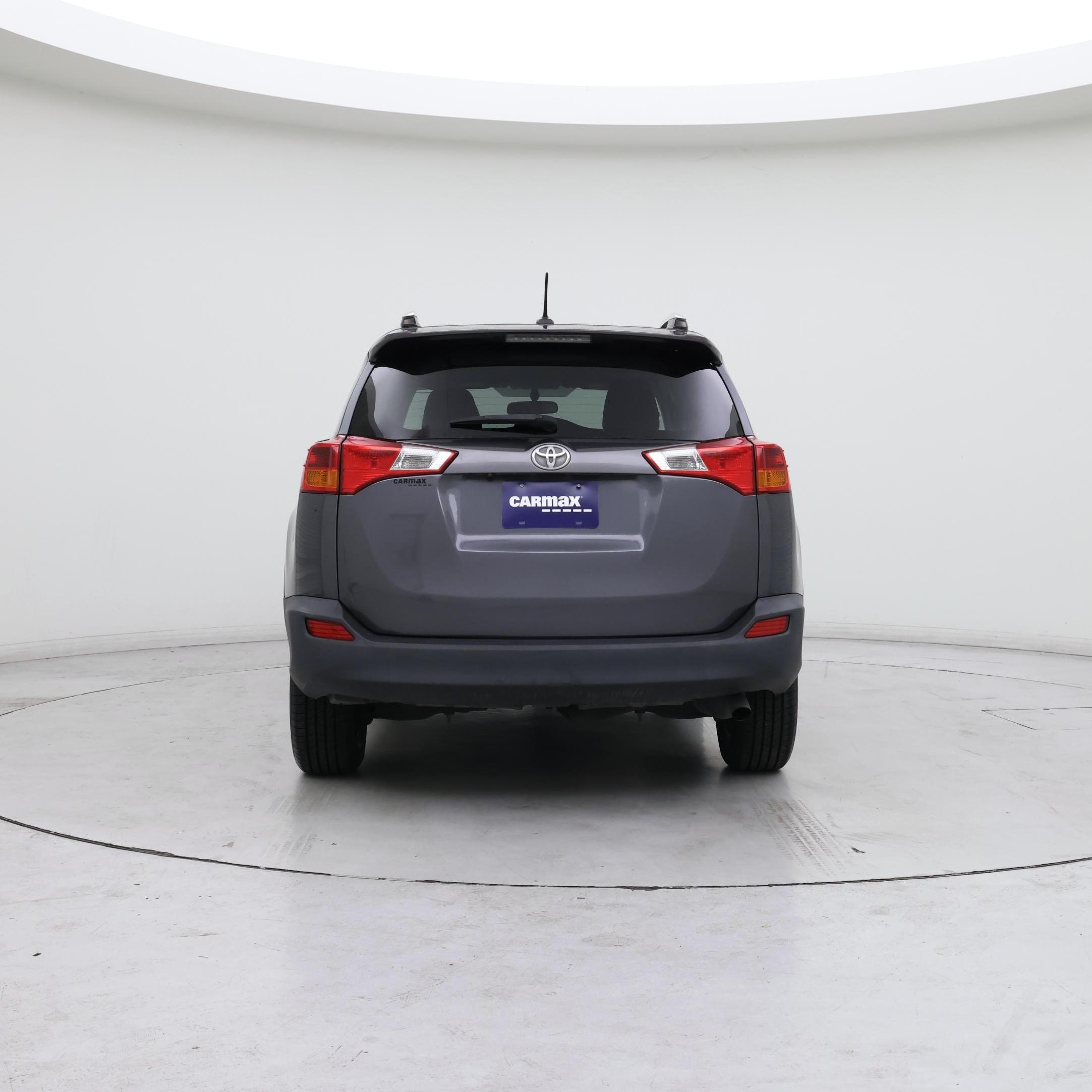 Thumbnail: 2015 Toyota RAV4 - 6