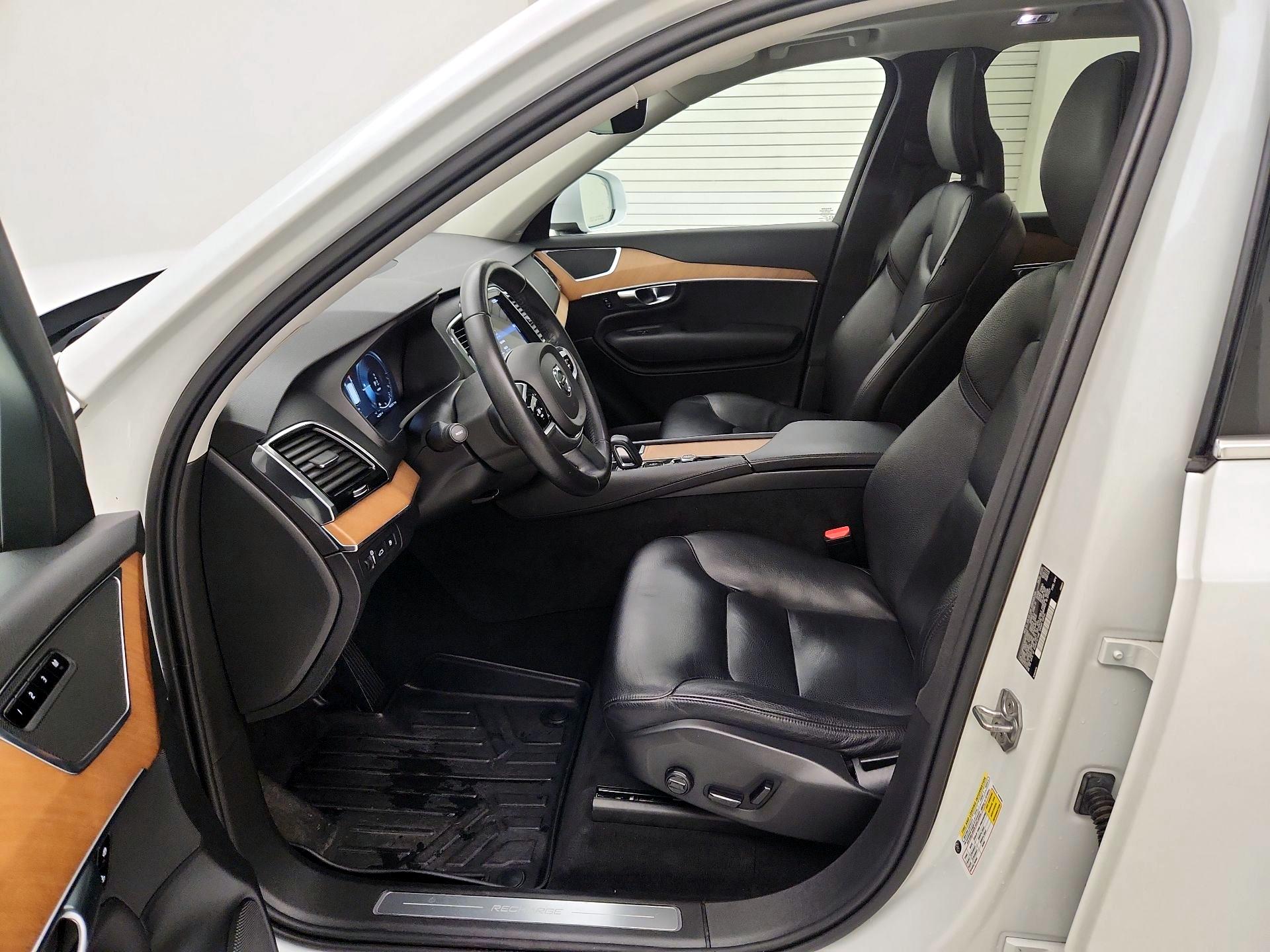 Thumbnail: 2021 Volvo XC90 - 11