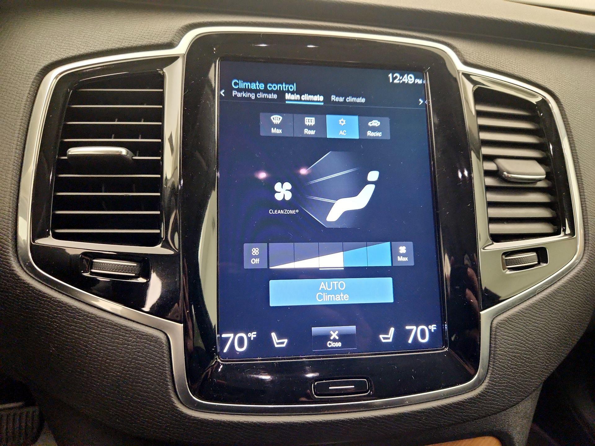 Thumbnail: 2021 Volvo XC90 - 16