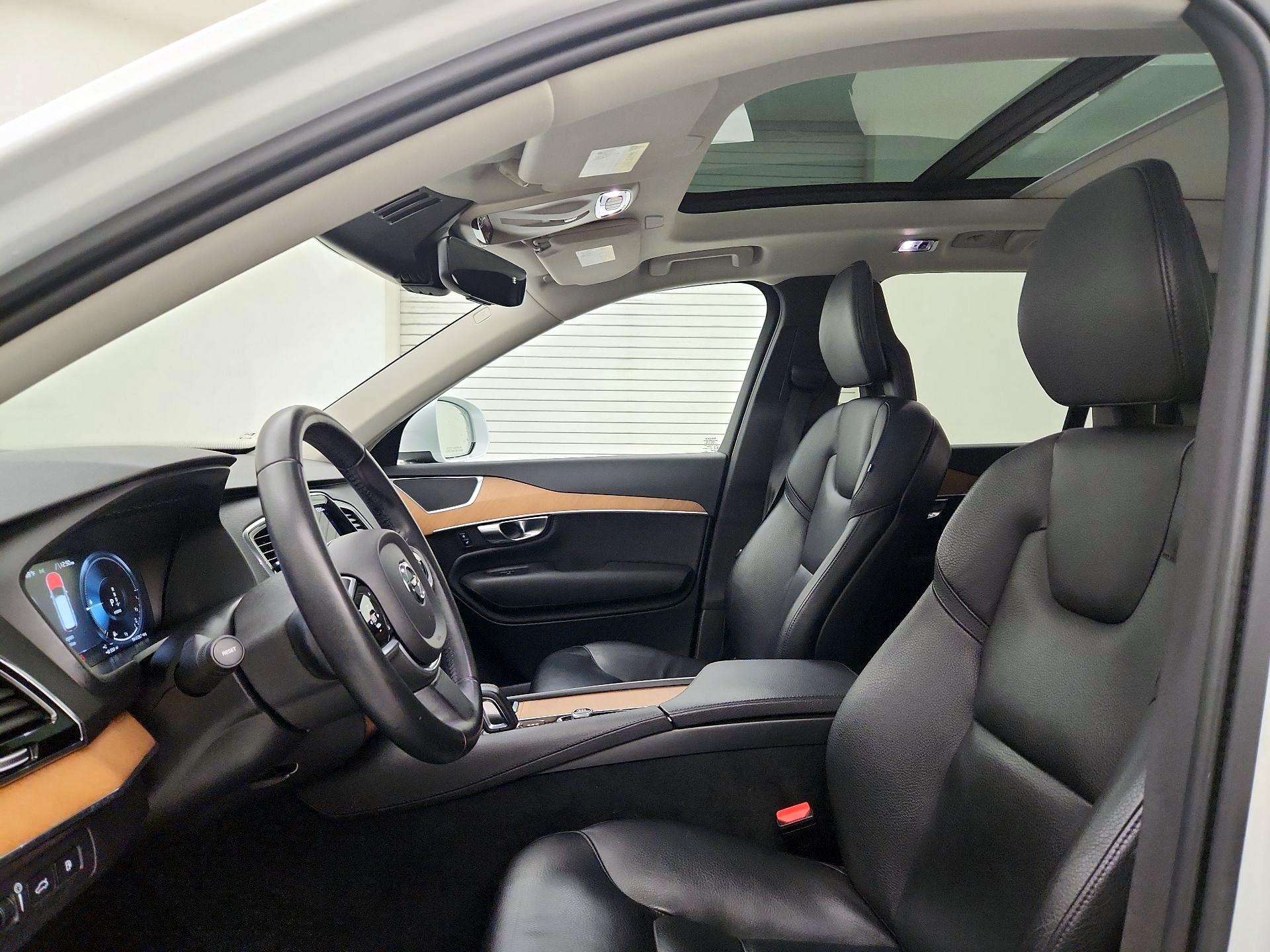 Thumbnail: 2021 Volvo XC90 - 19