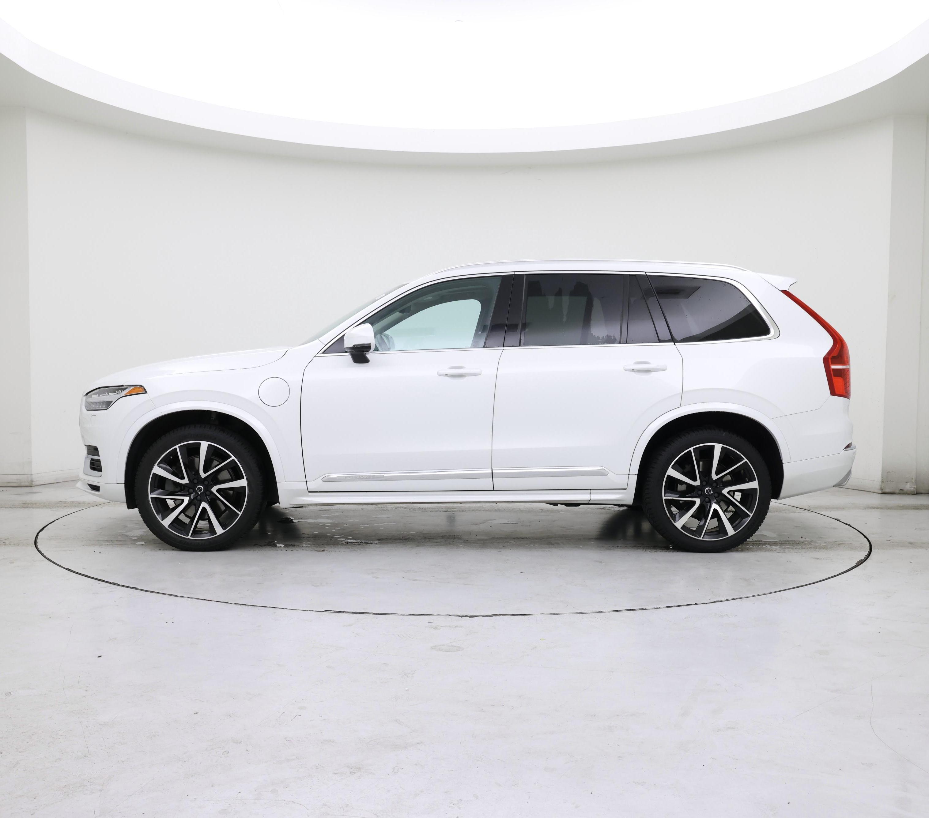 Thumbnail: 2021 Volvo XC90 - 3