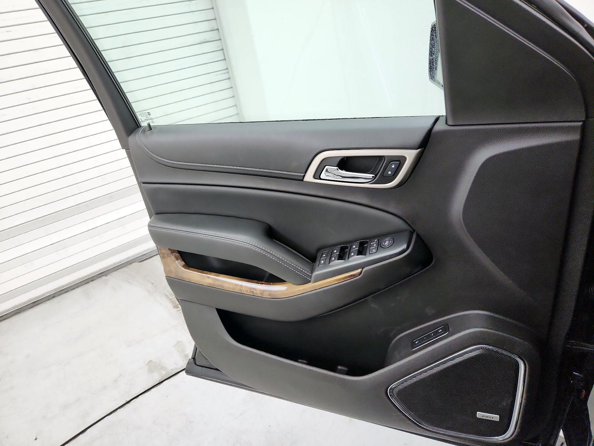 Thumbnail: 2016 GMC Yukon XL - 12