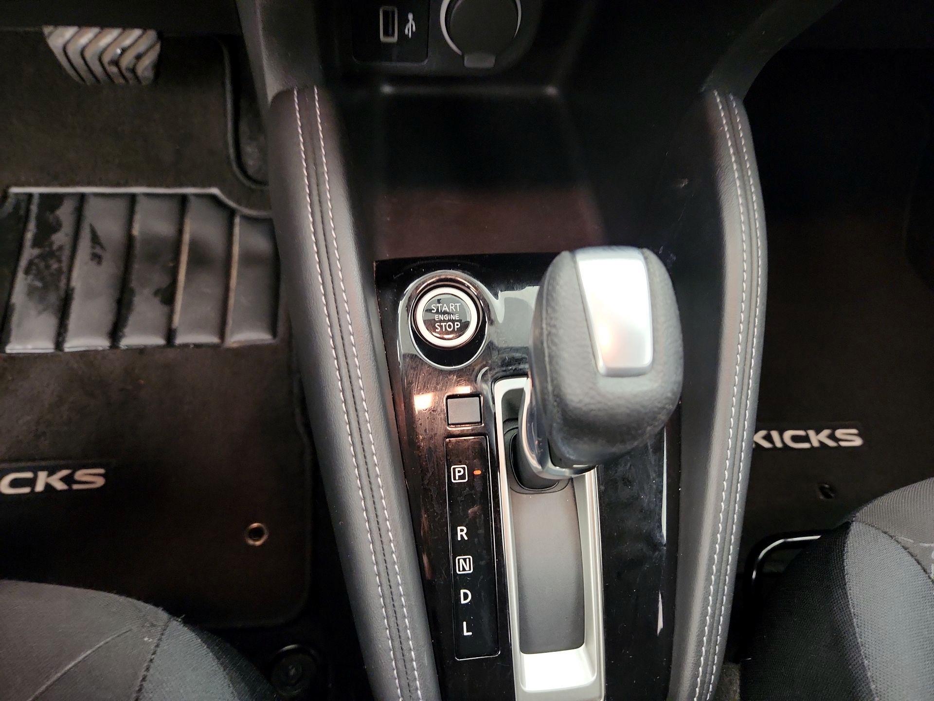 Thumbnail: 2019 Nissan Kicks - 17