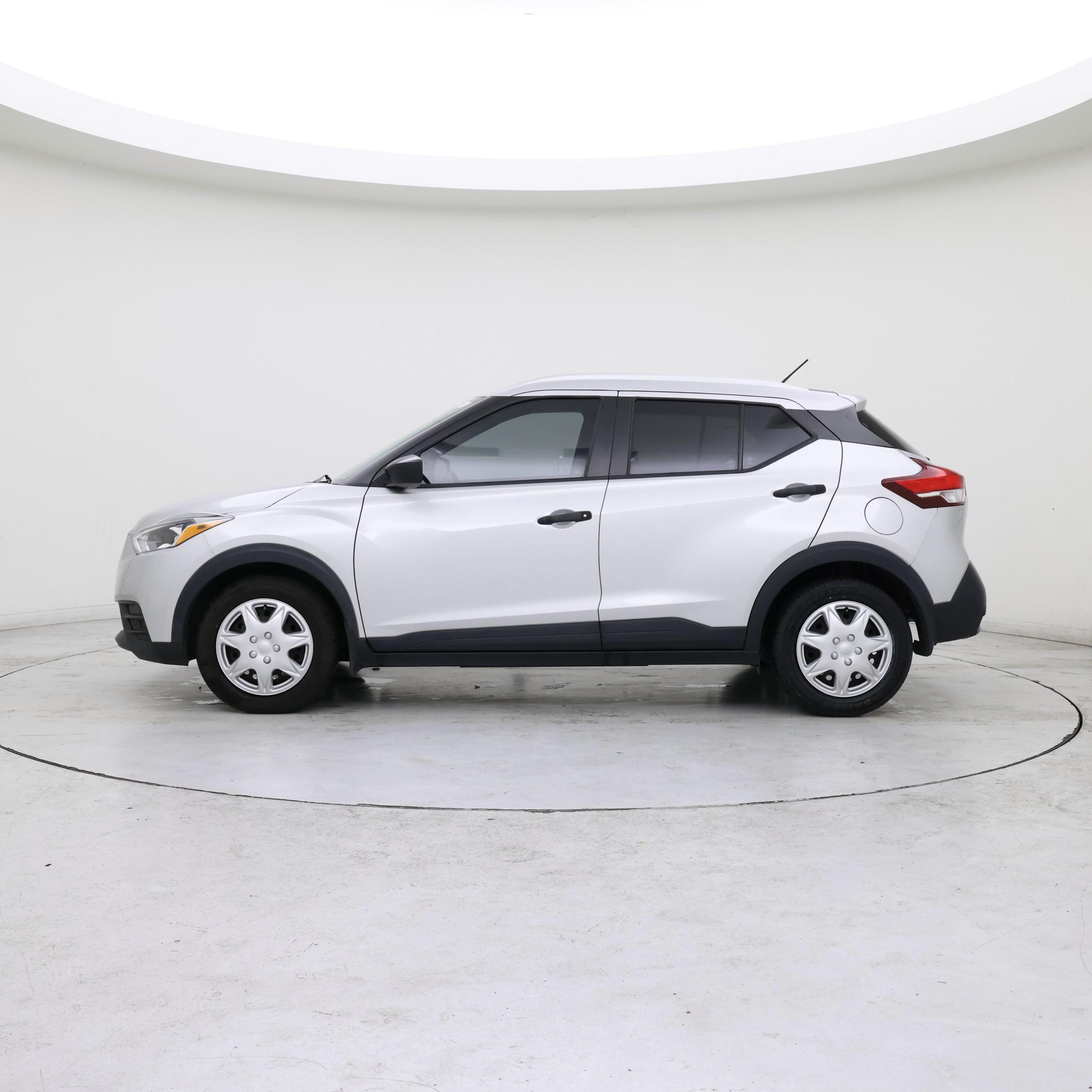 Thumbnail: 2019 Nissan Kicks - 3