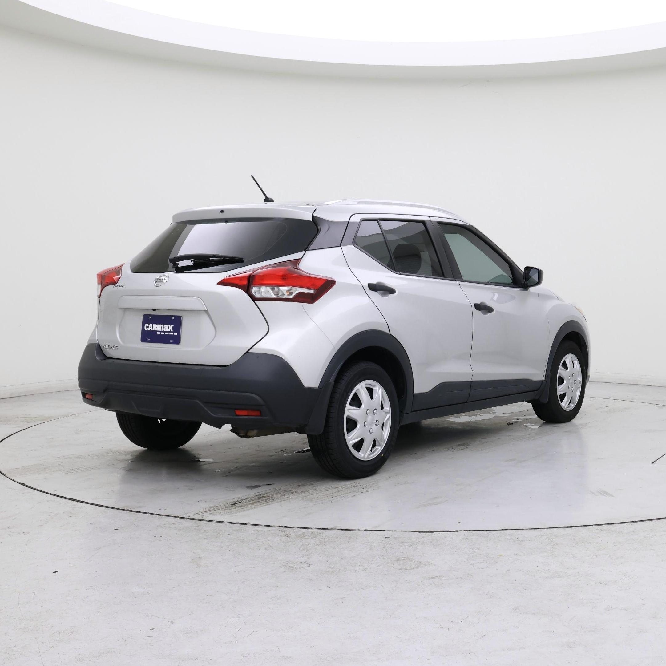Thumbnail: 2019 Nissan Kicks - 8