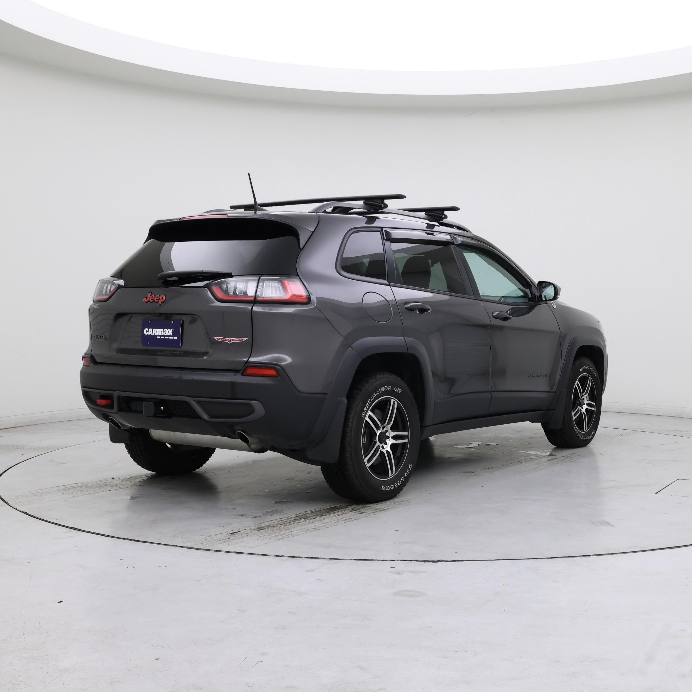 Thumbnail: 2021 Jeep Cherokee - 8