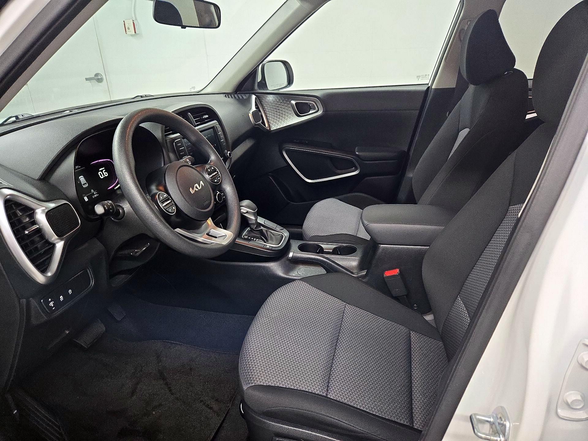 Thumbnail: 2024 Kia Soul - 11